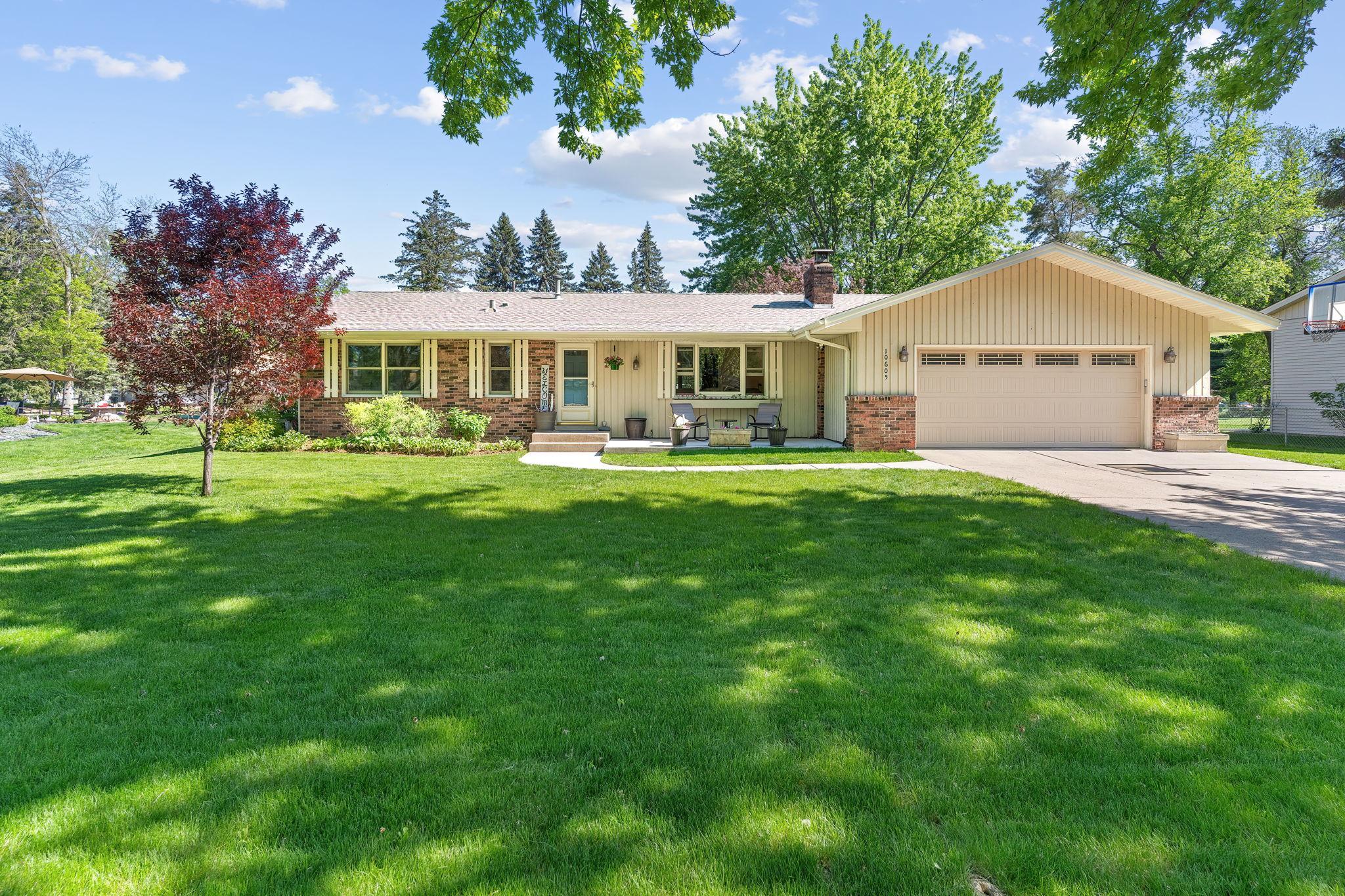 10605 Direct River Drive NW