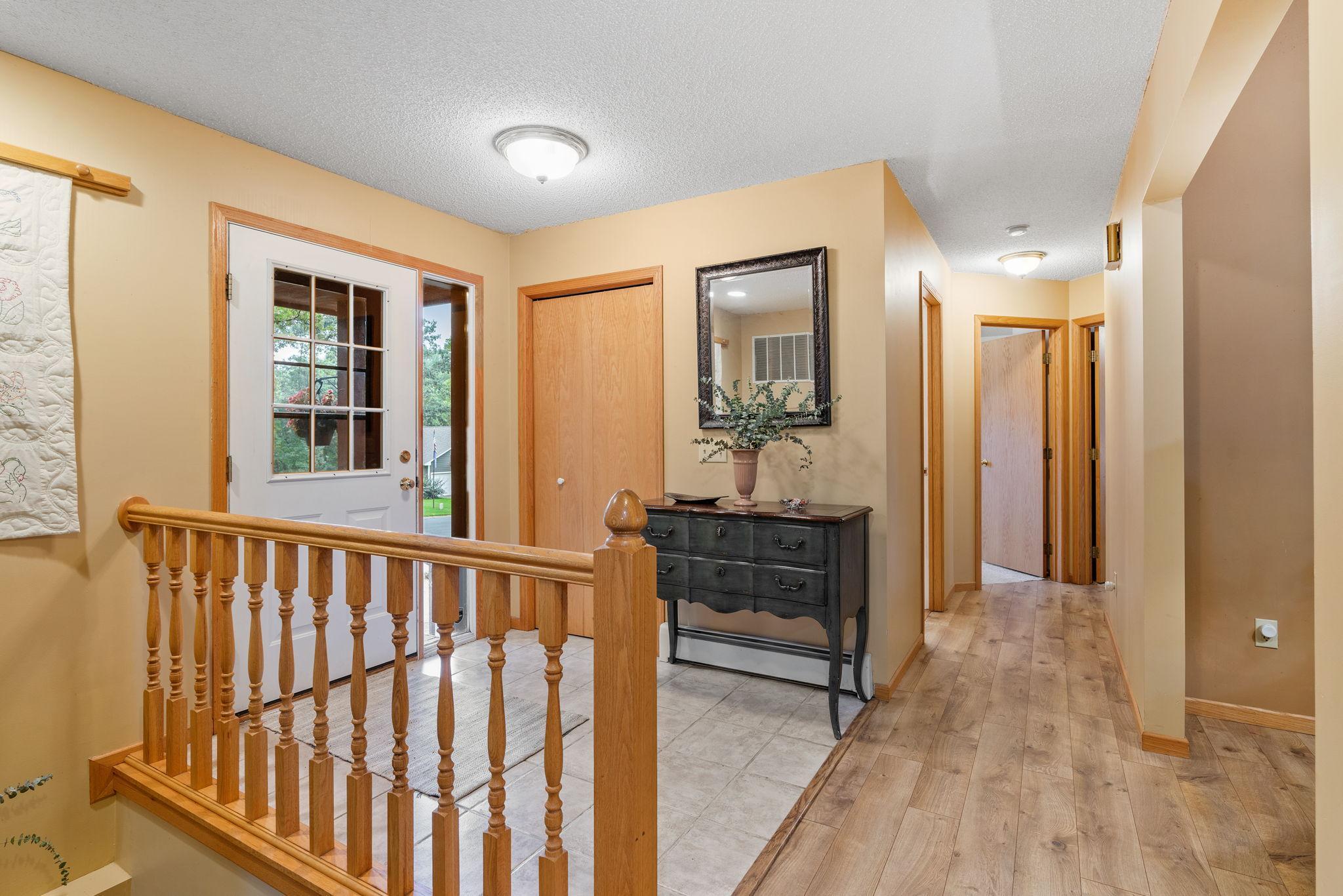 928 Dutchmans Way SE