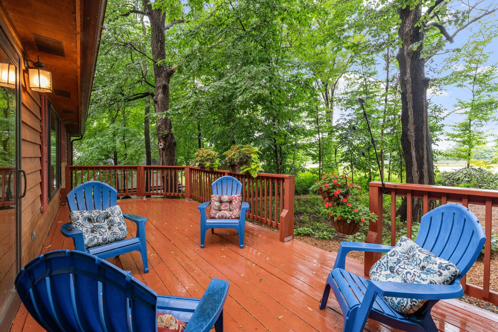 928 Dutchmans Way SE