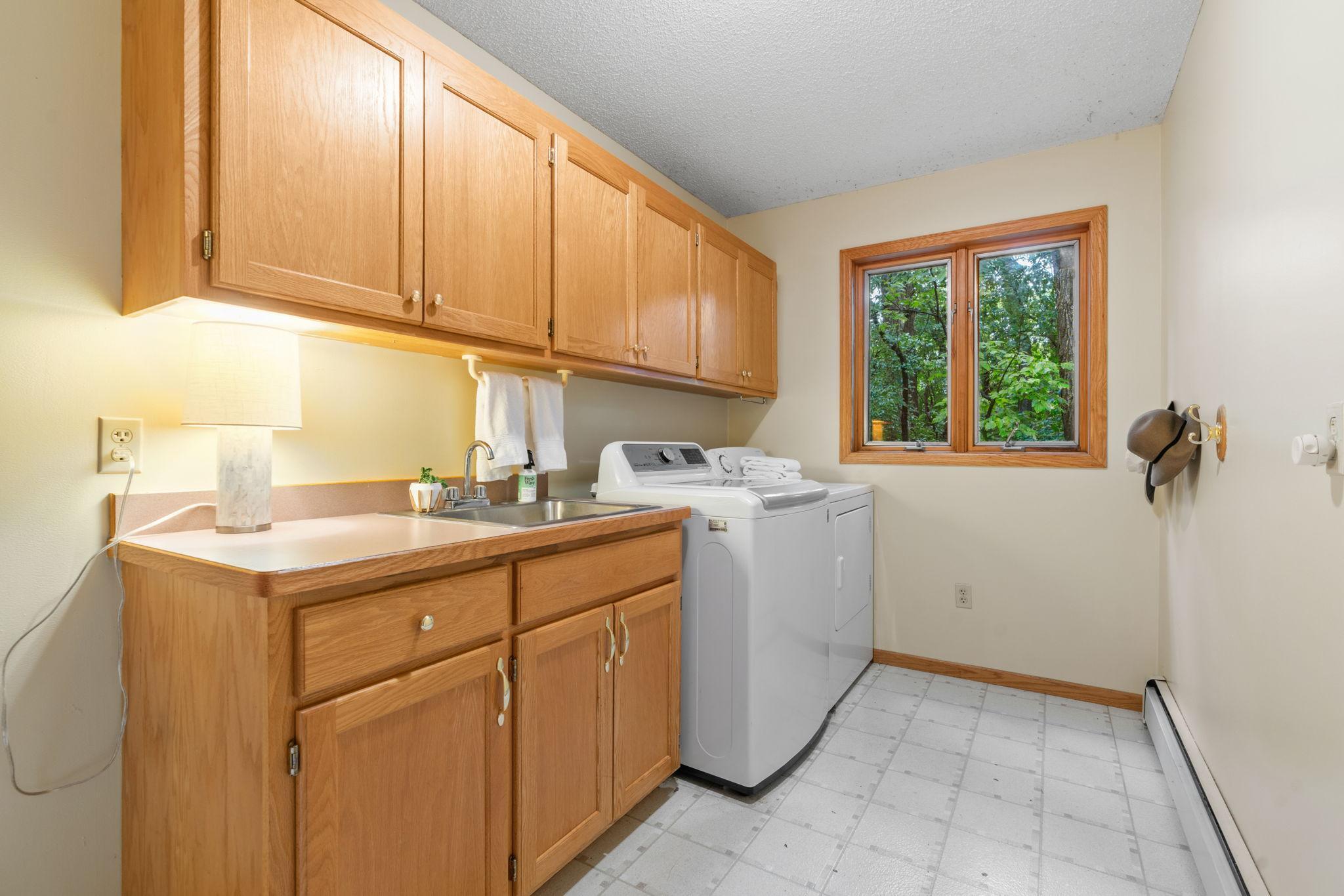 928 Dutchmans Way SE