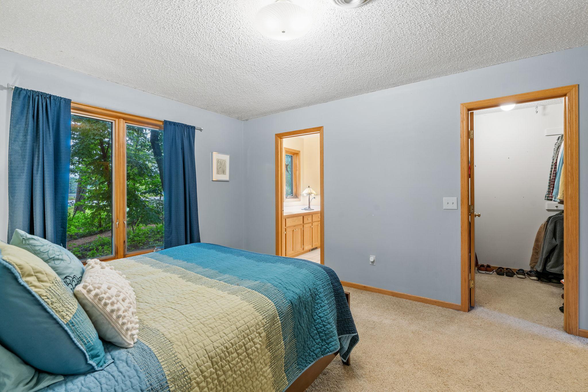 928 Dutchmans Way SE