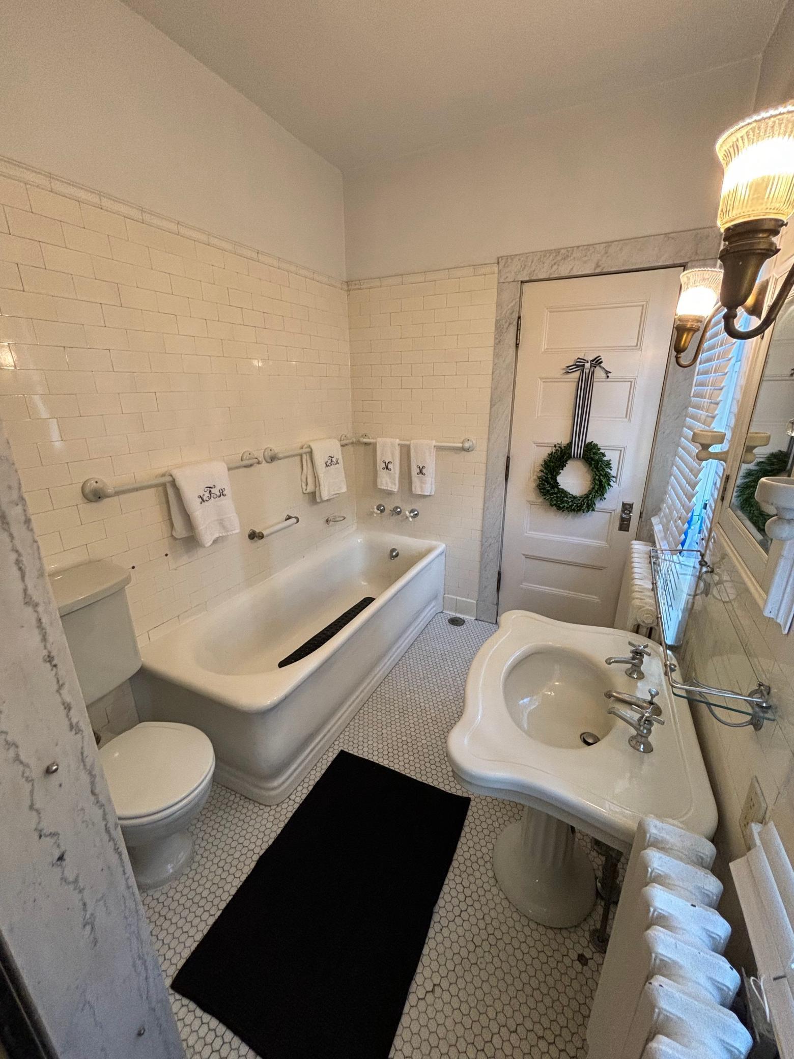 345 Summit Avenue Unit: 2