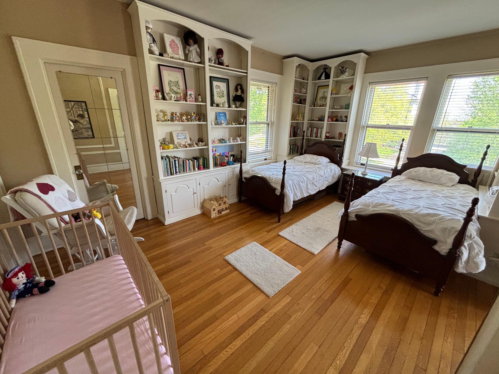 345 Summit Avenue Unit: 2