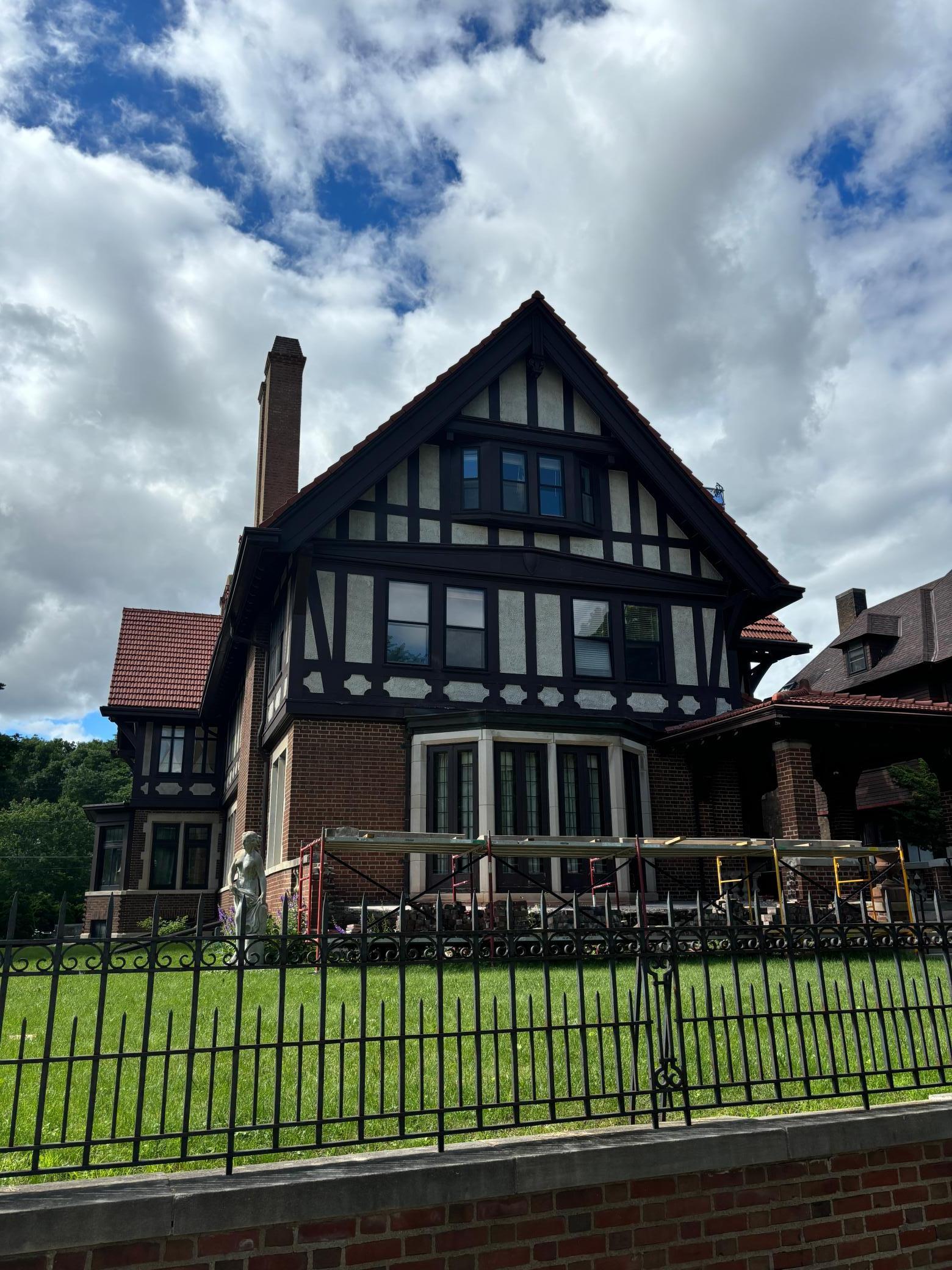 345 Summit Avenue Unit: 2