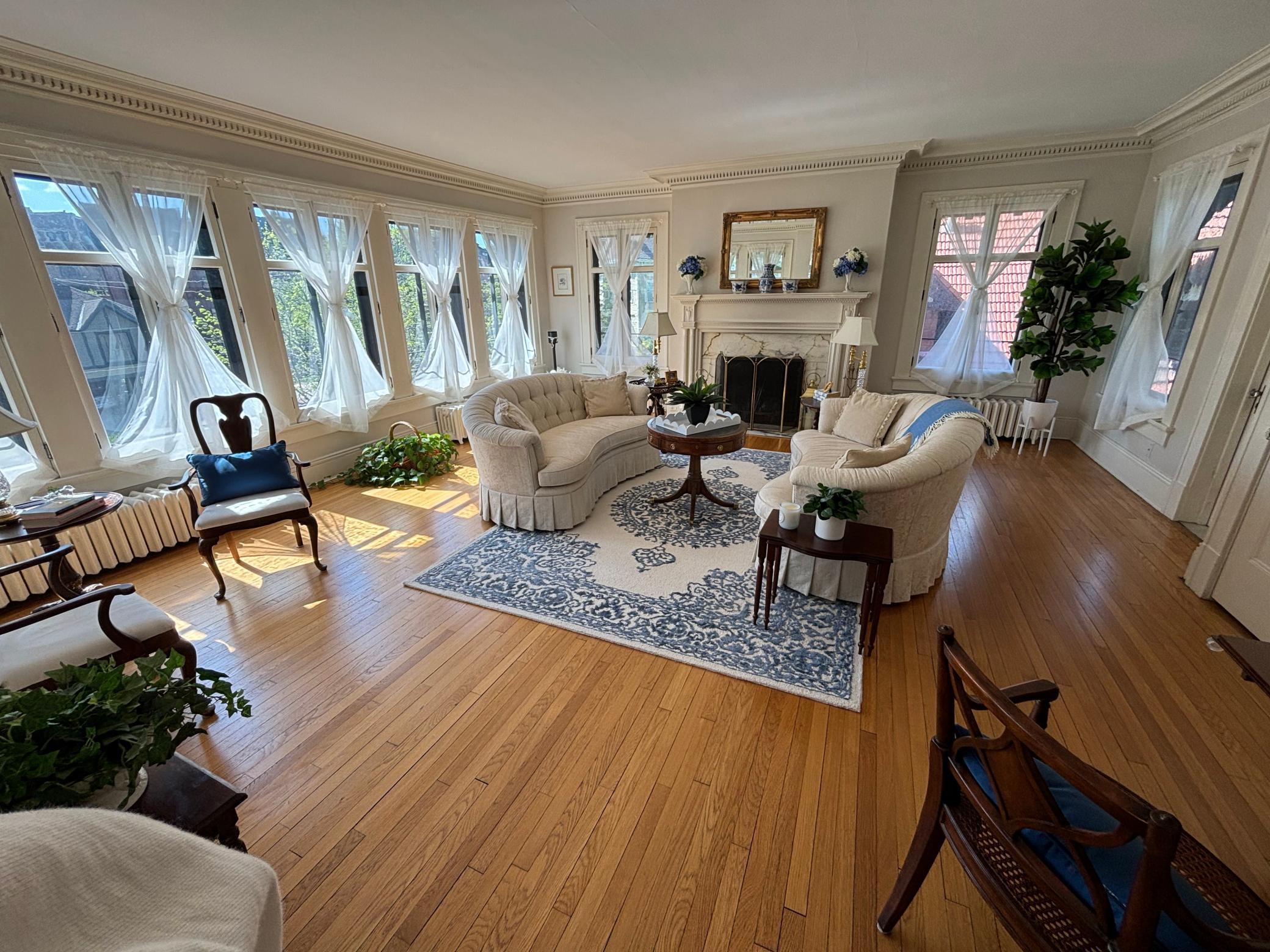 345 Summit Avenue Unit: 2