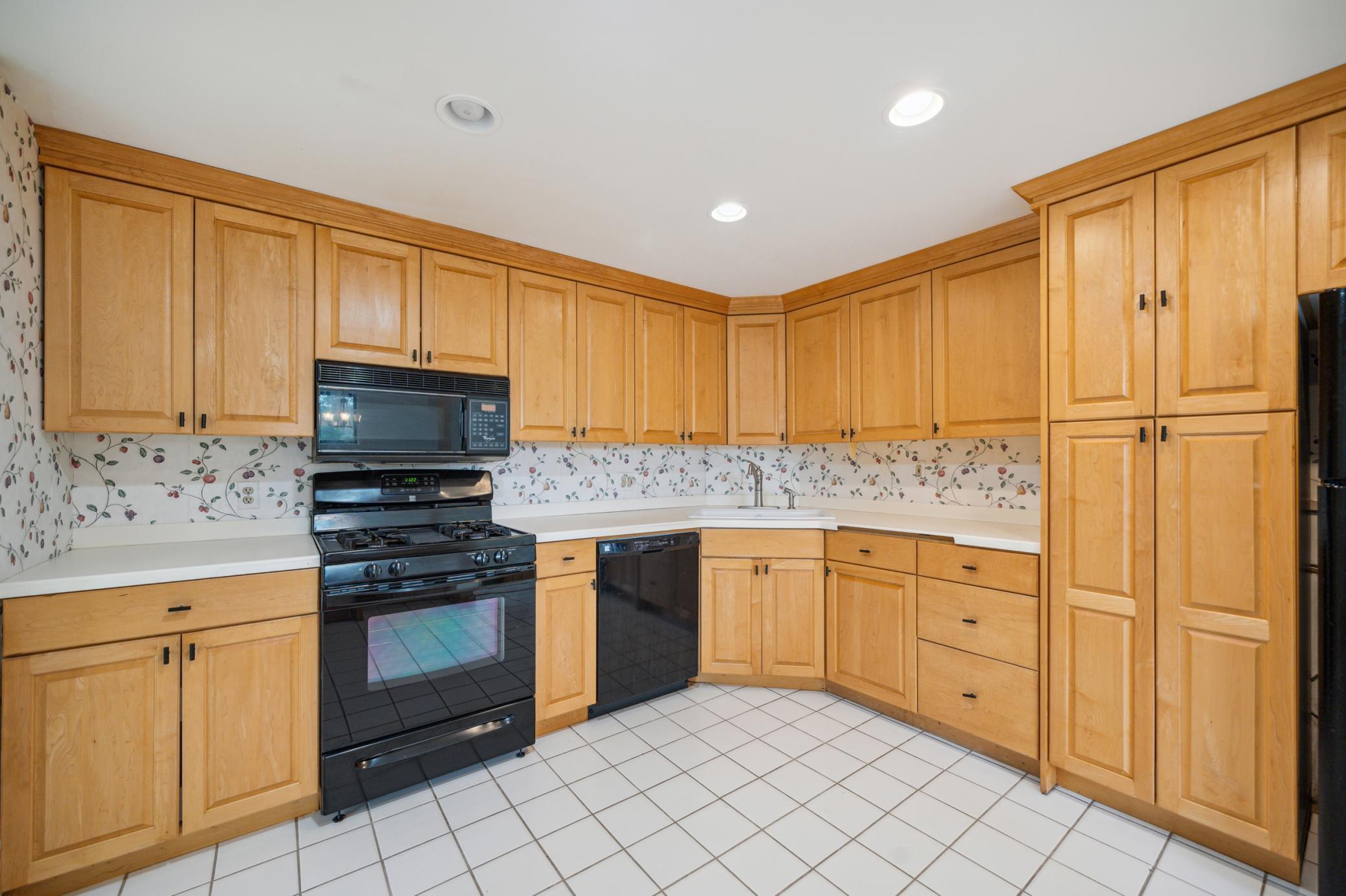 6670 Vernon Avenue S Unit: 410