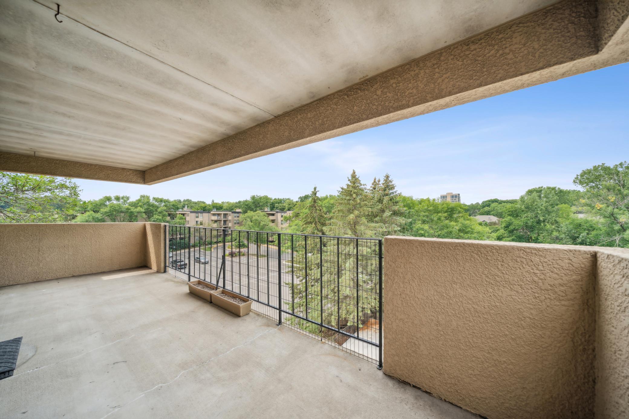 6670 Vernon Avenue S Unit: 410