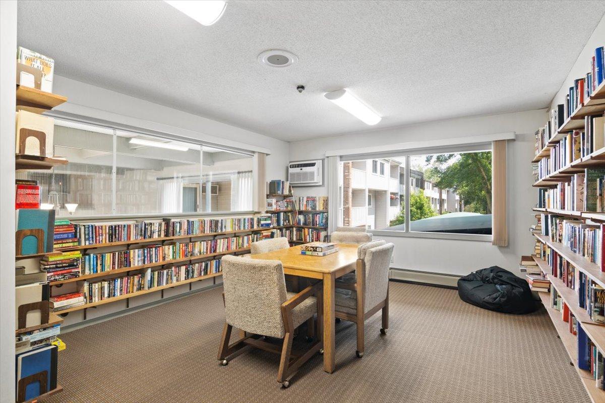 1601 N Innsbruck Drive Unit: 280NE