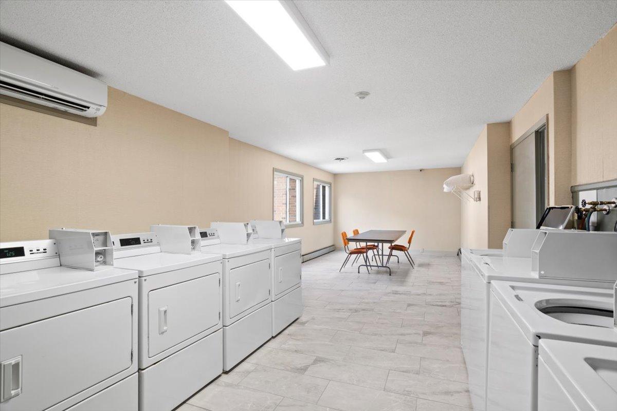 1601 N Innsbruck Drive Unit: 280NE