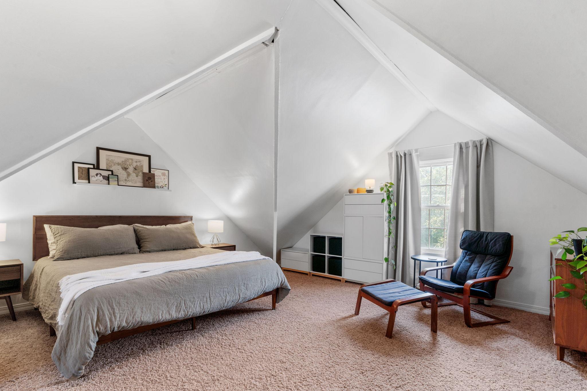 529 Indiana Avenue N