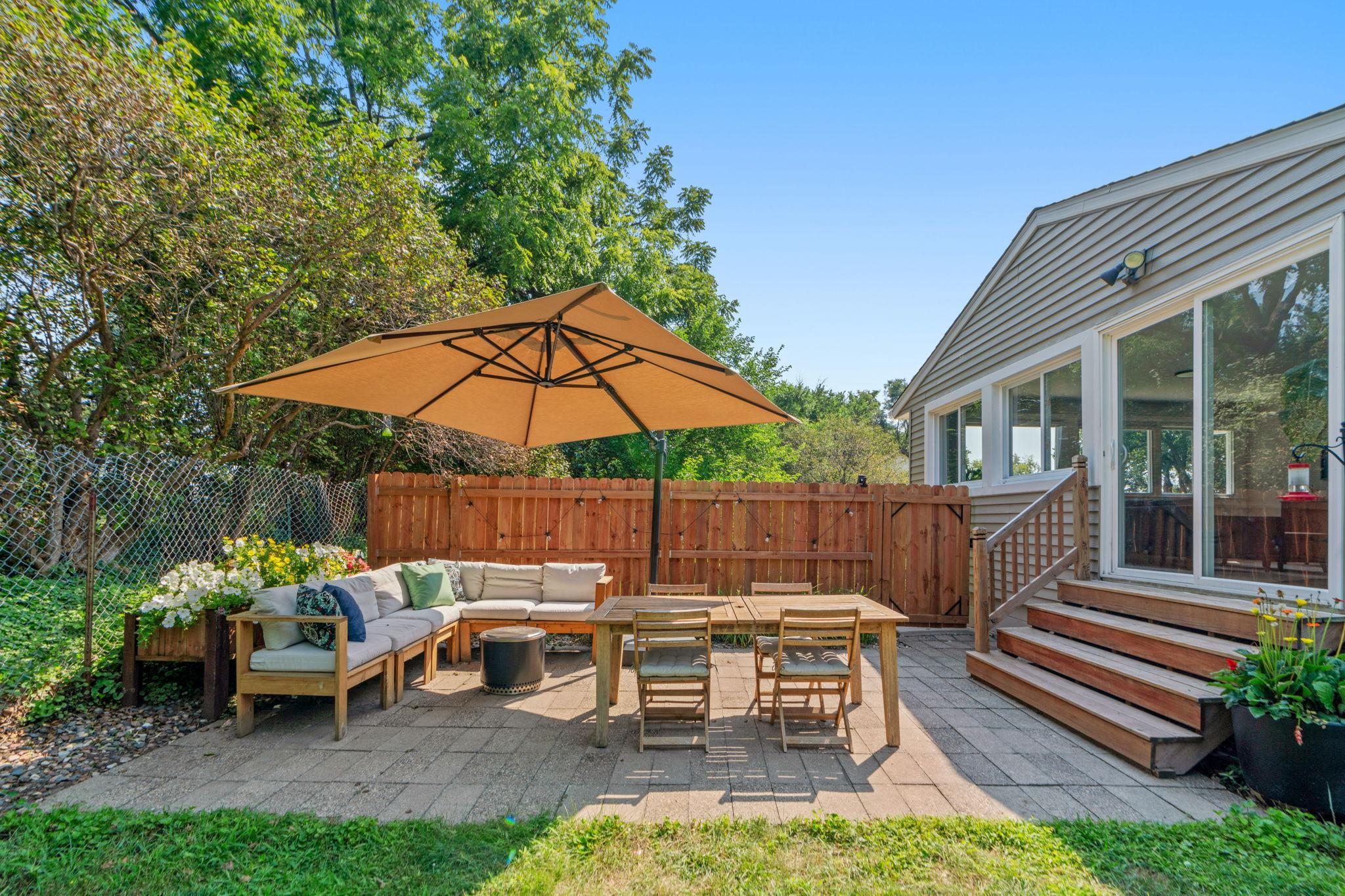 529 Indiana Avenue N