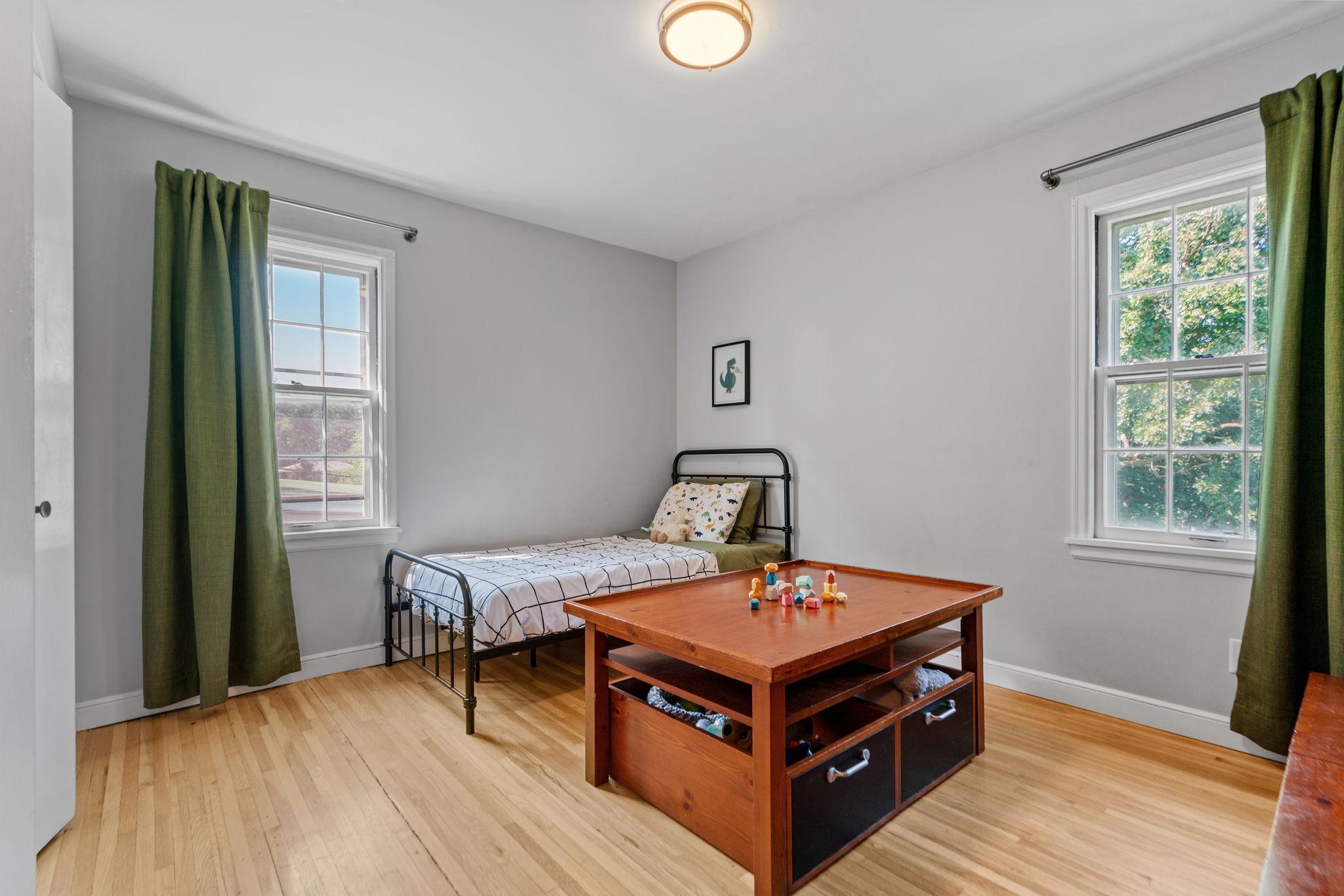 529 Indiana Avenue N