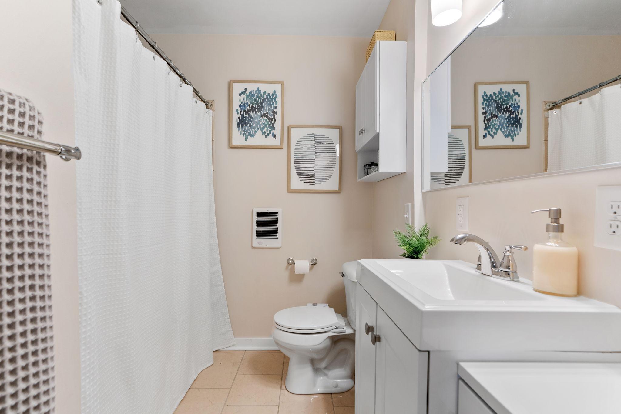 529 Indiana Avenue N