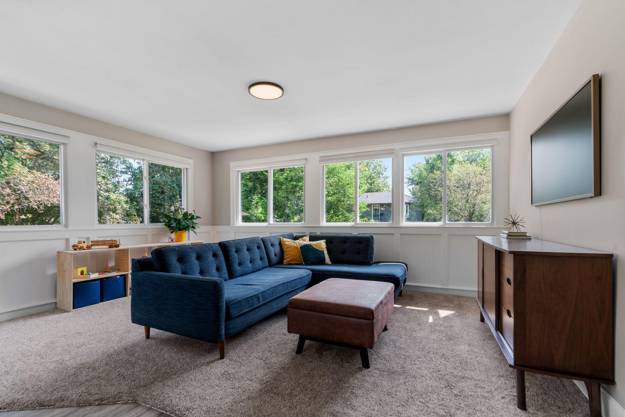 529 Indiana Avenue N