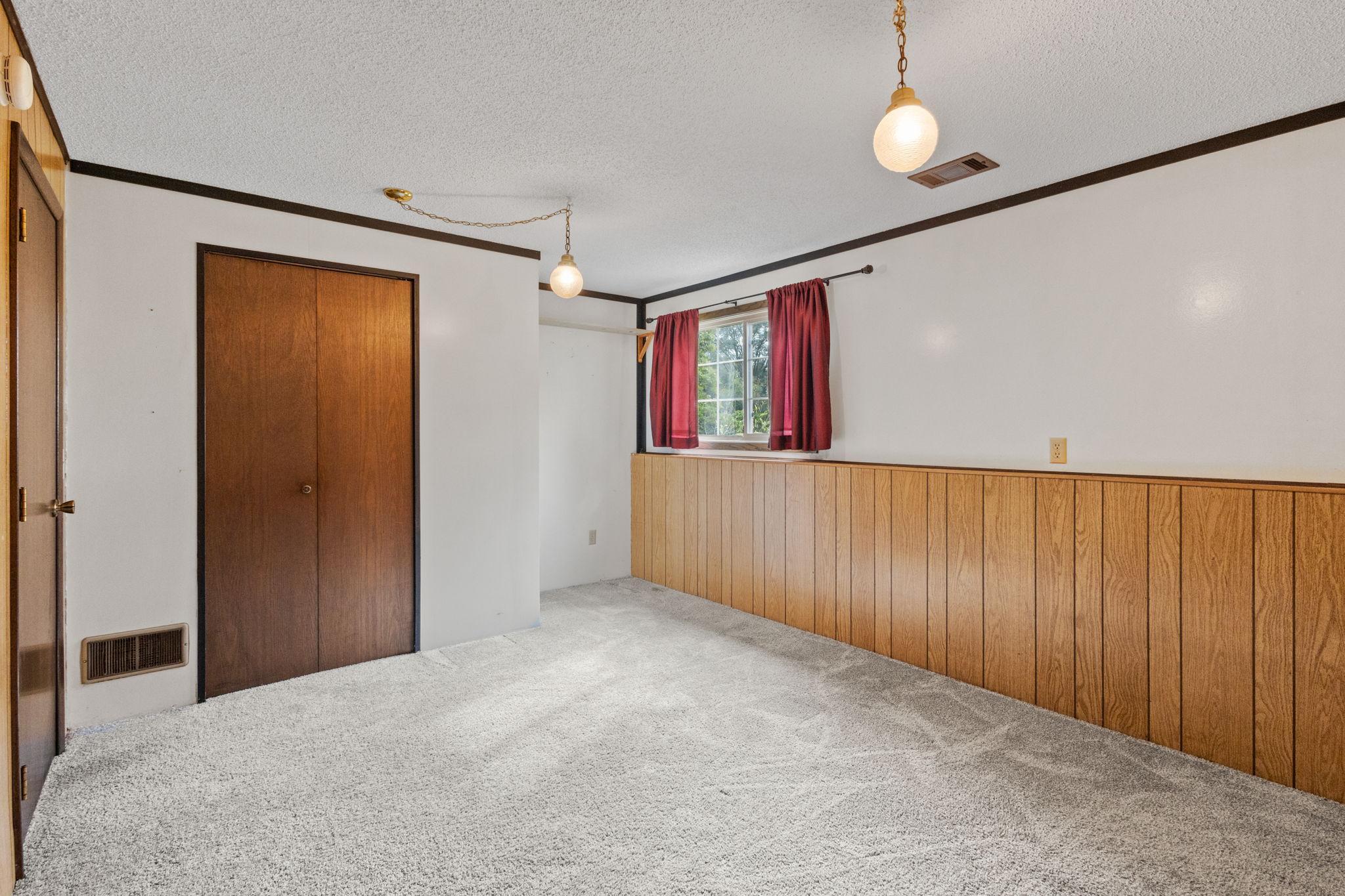 7613 Central Avenue NE