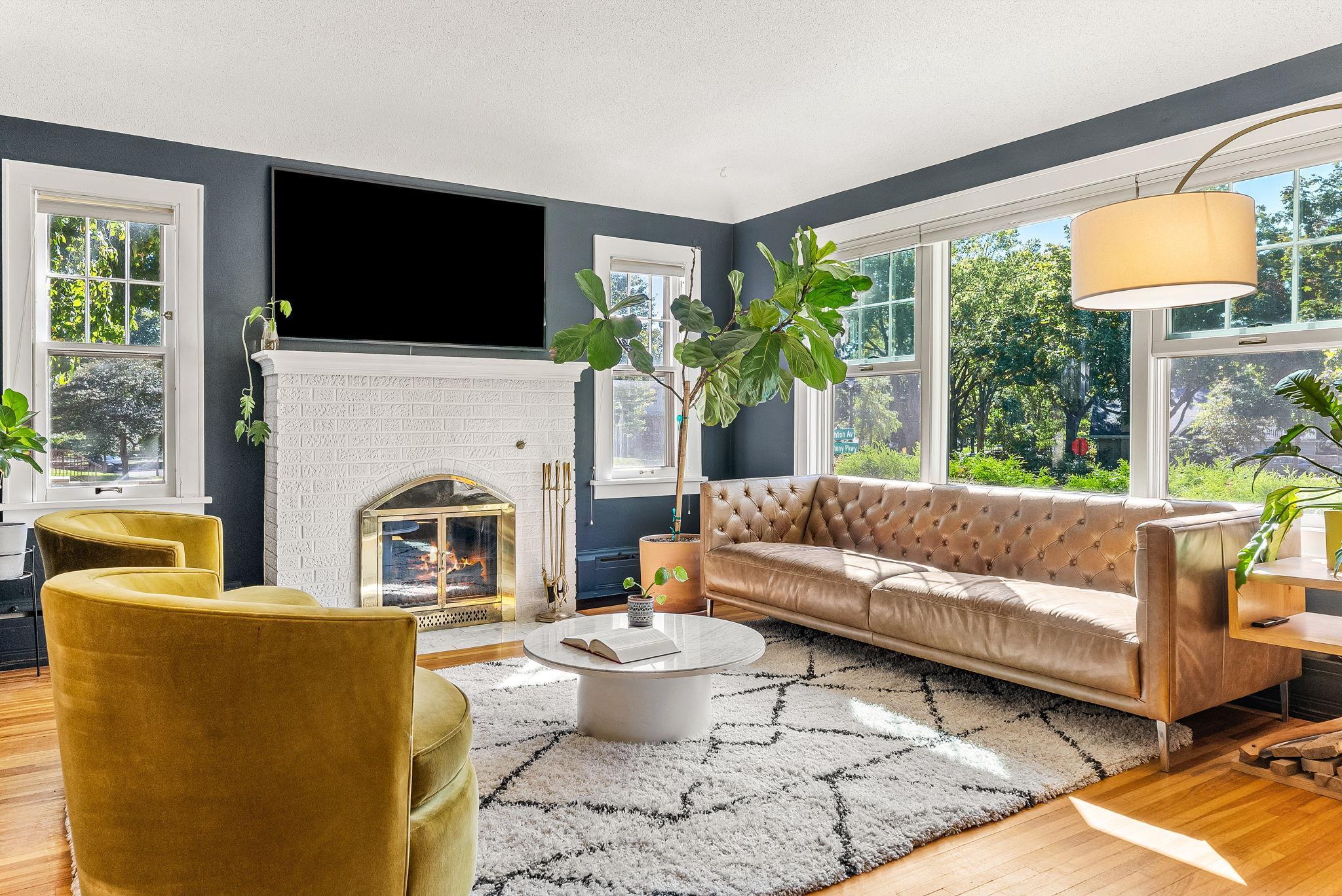 2121 Saint Anthony Parkway