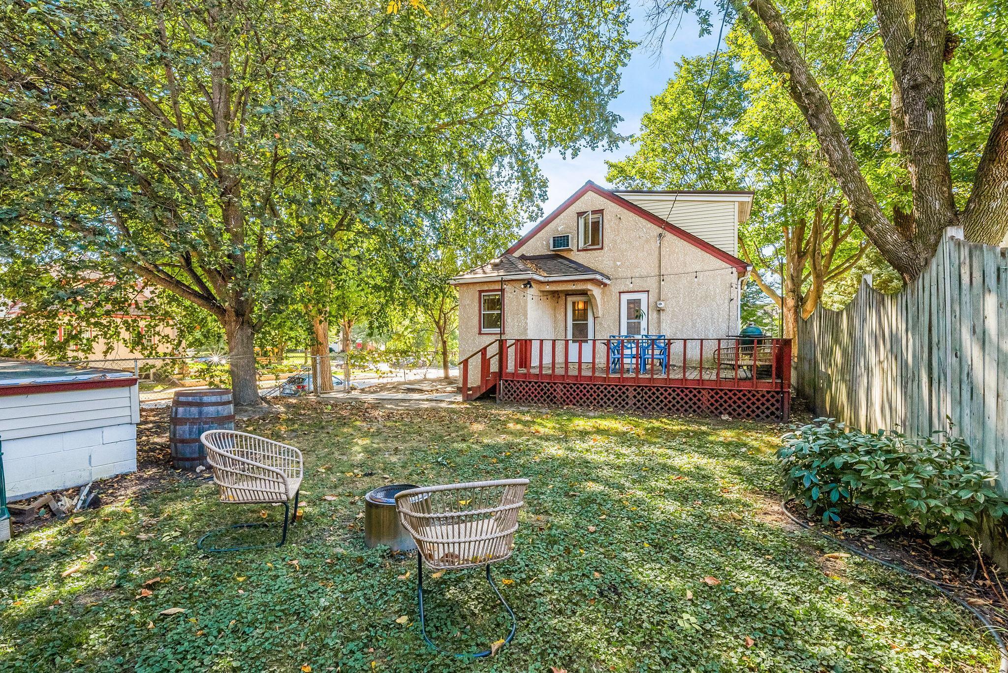 2121 Saint Anthony Parkway