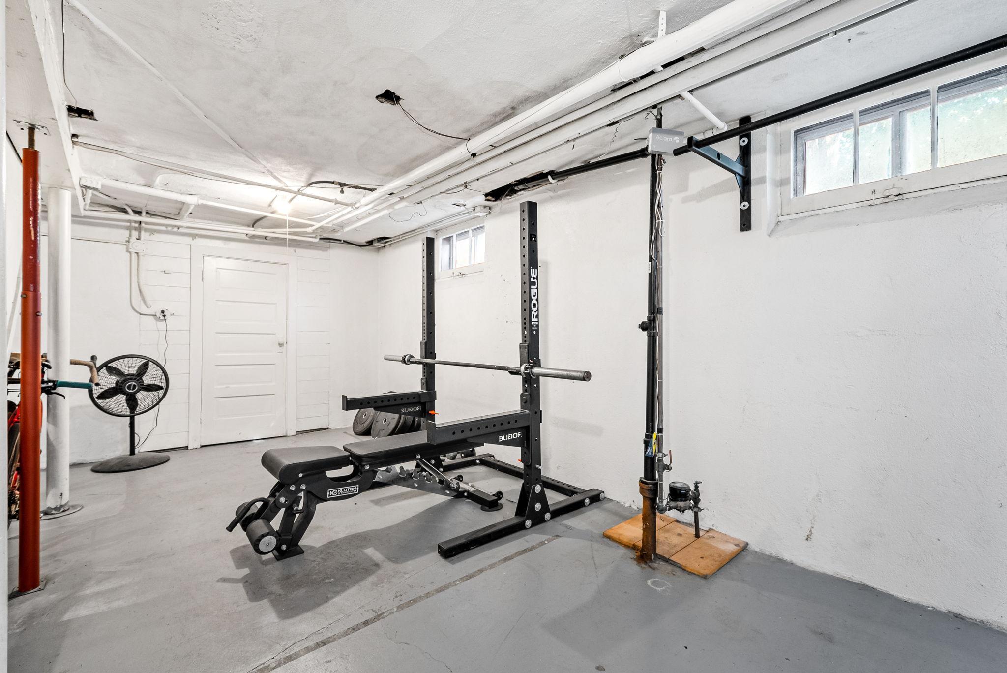 2121 Saint Anthony Parkway