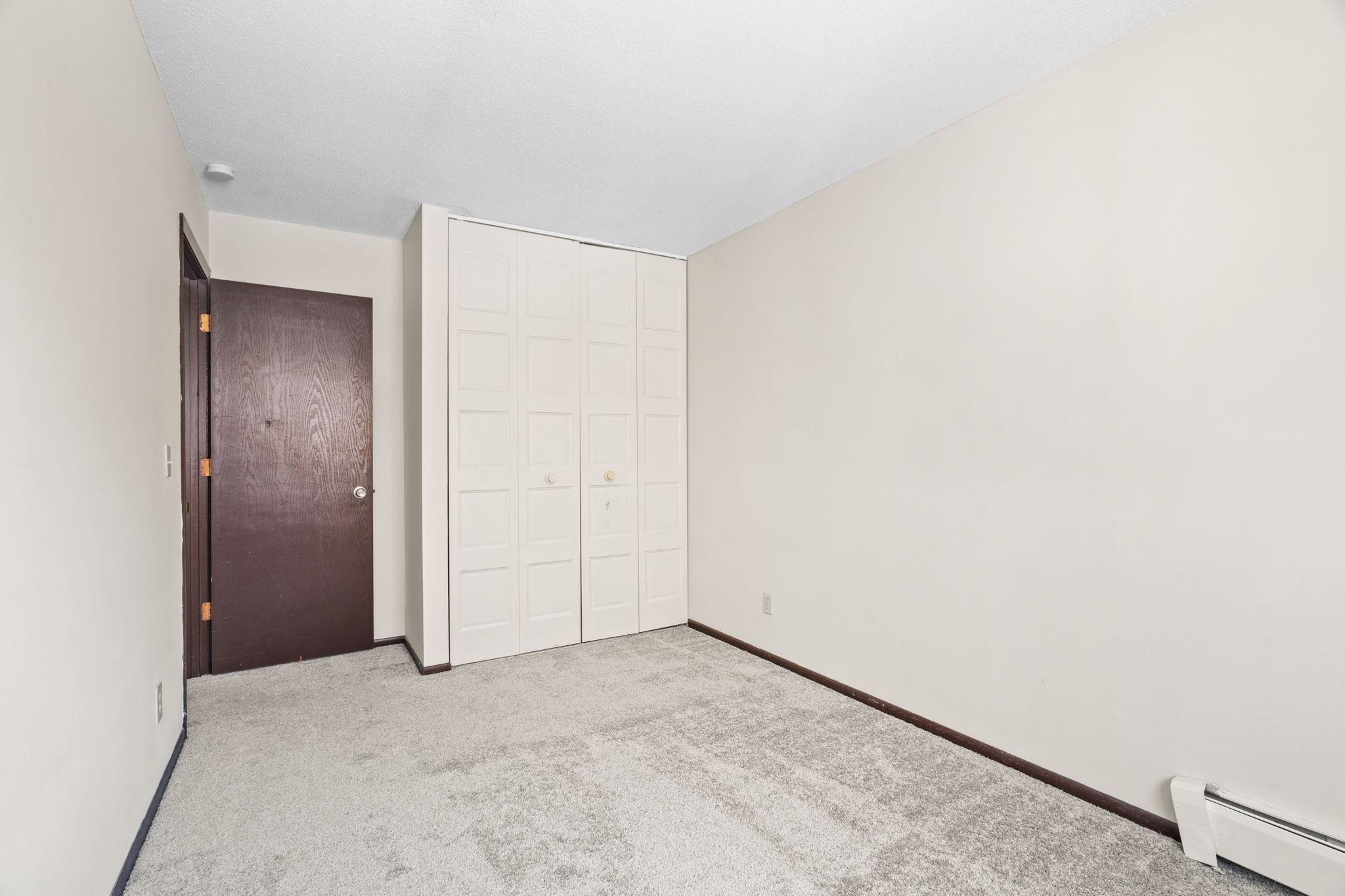 1601 N Innsbruck Drive Unit: 301NE
