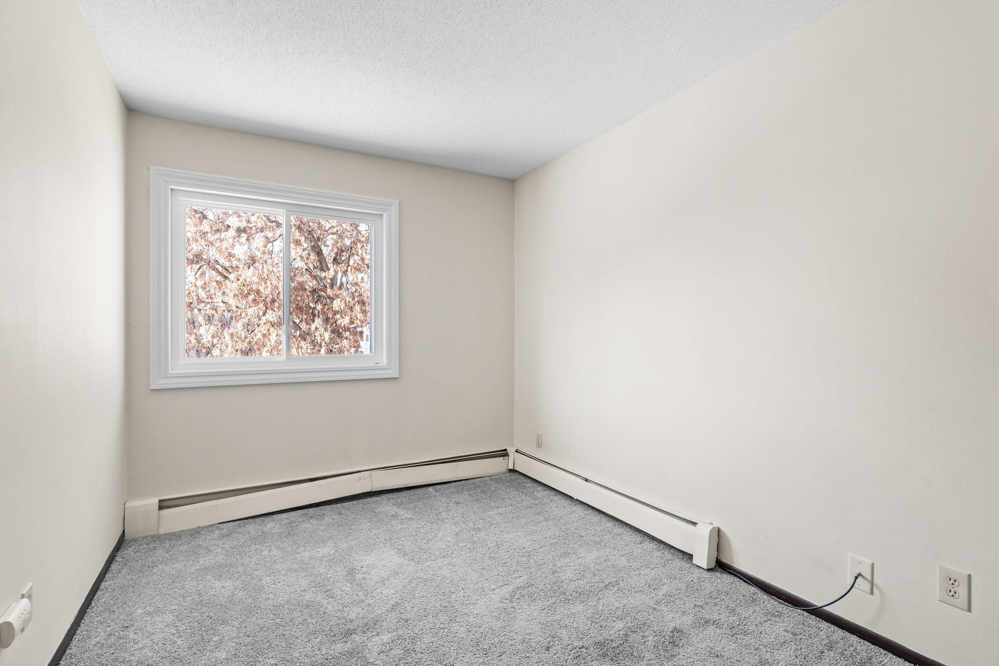 1601 N Innsbruck Drive Unit: 301NE