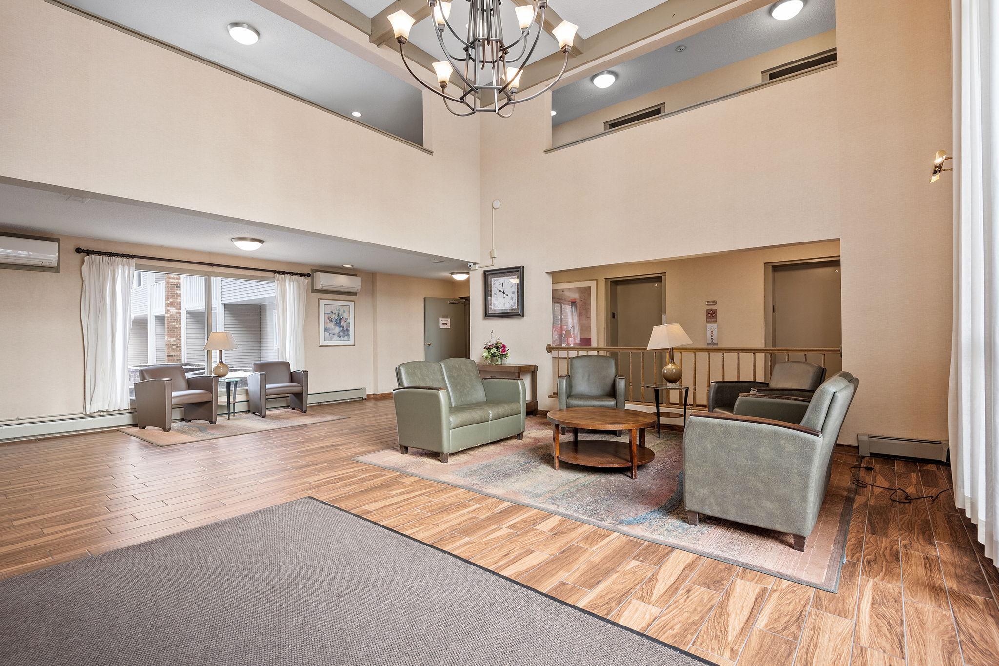 1601 N Innsbruck Drive Unit: 301NE