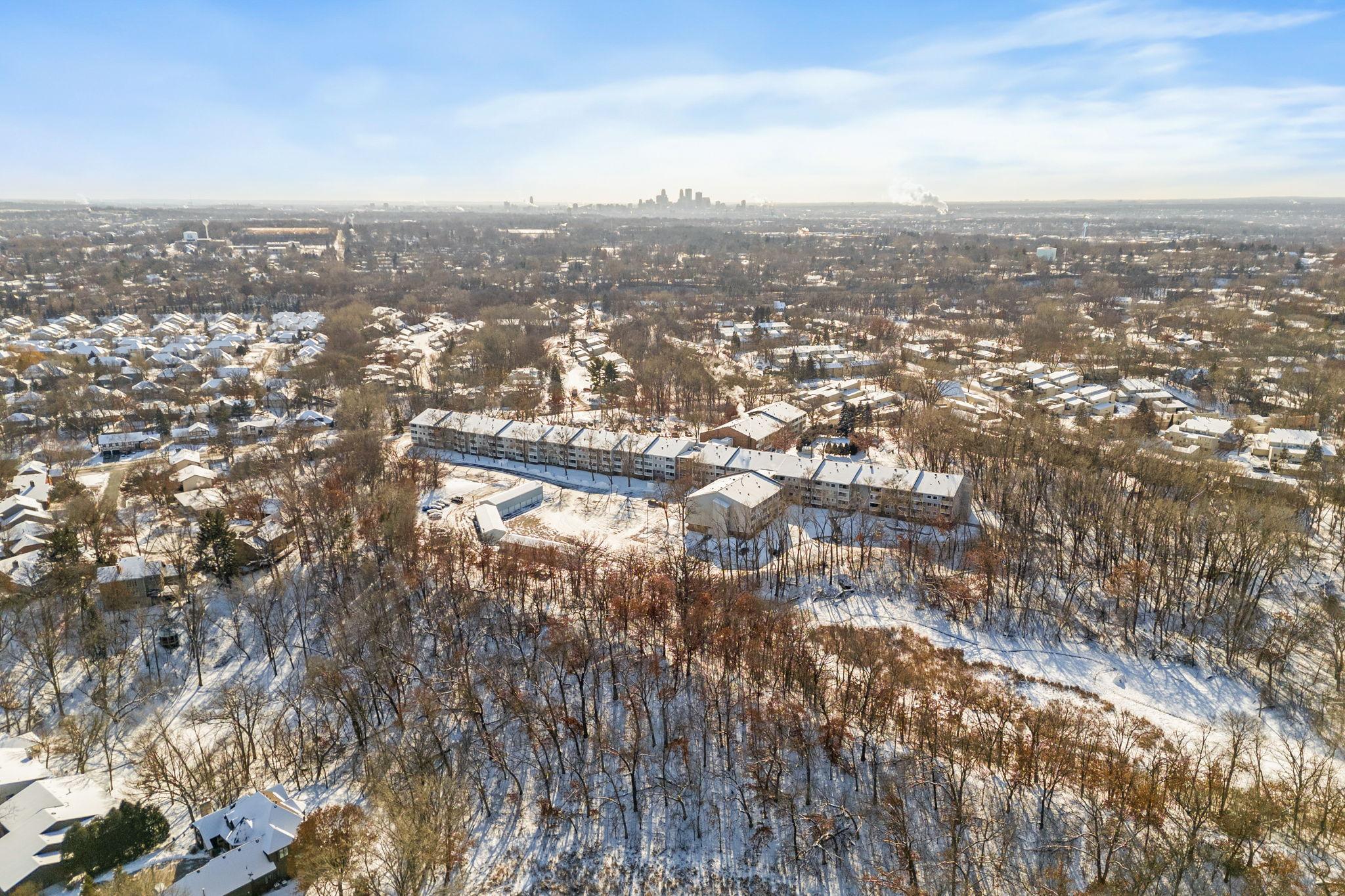 1601 N Innsbruck Drive Unit: 301NE