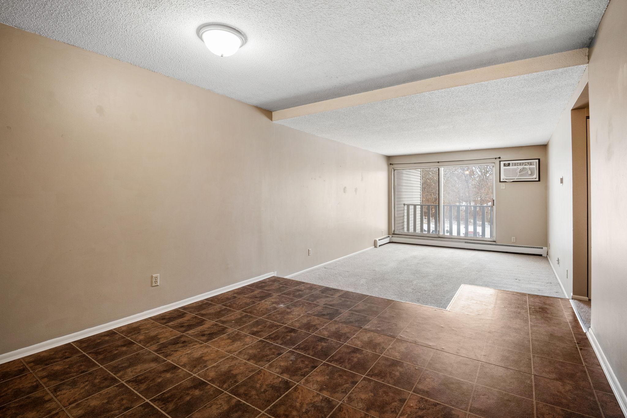 1601 N Innsbruck Drive Unit: 284NE