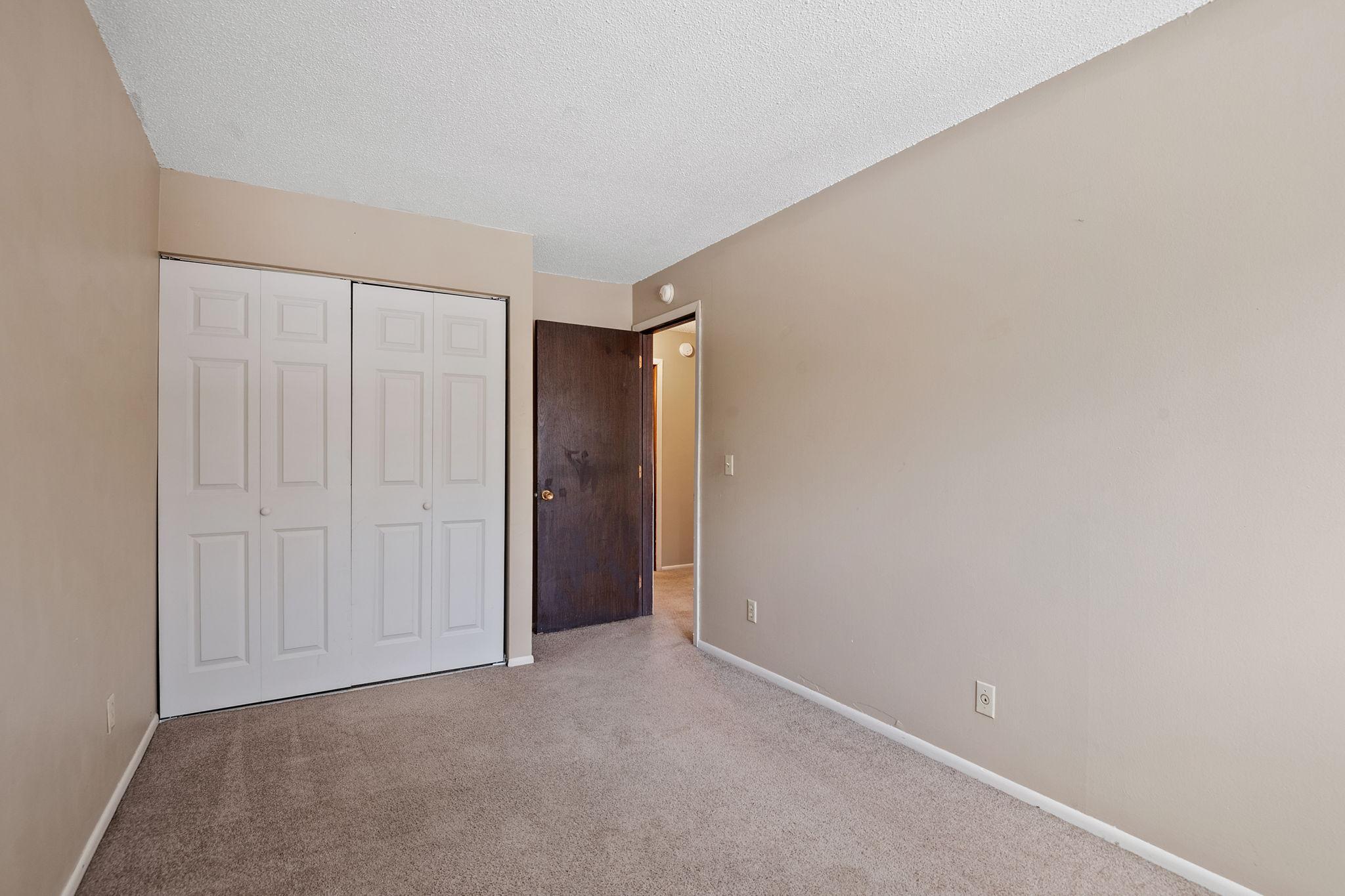 1601 N Innsbruck Drive Unit: 284NE