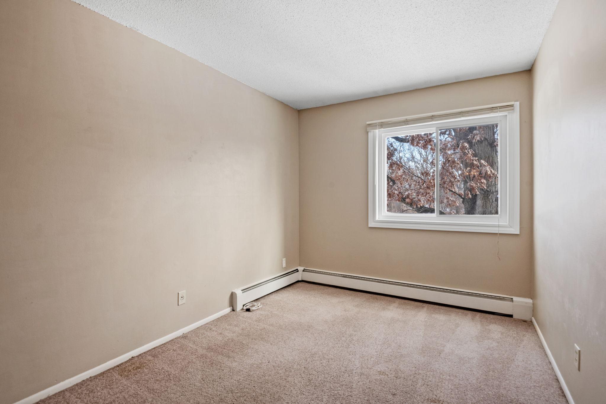 1601 N Innsbruck Drive Unit: 284NE