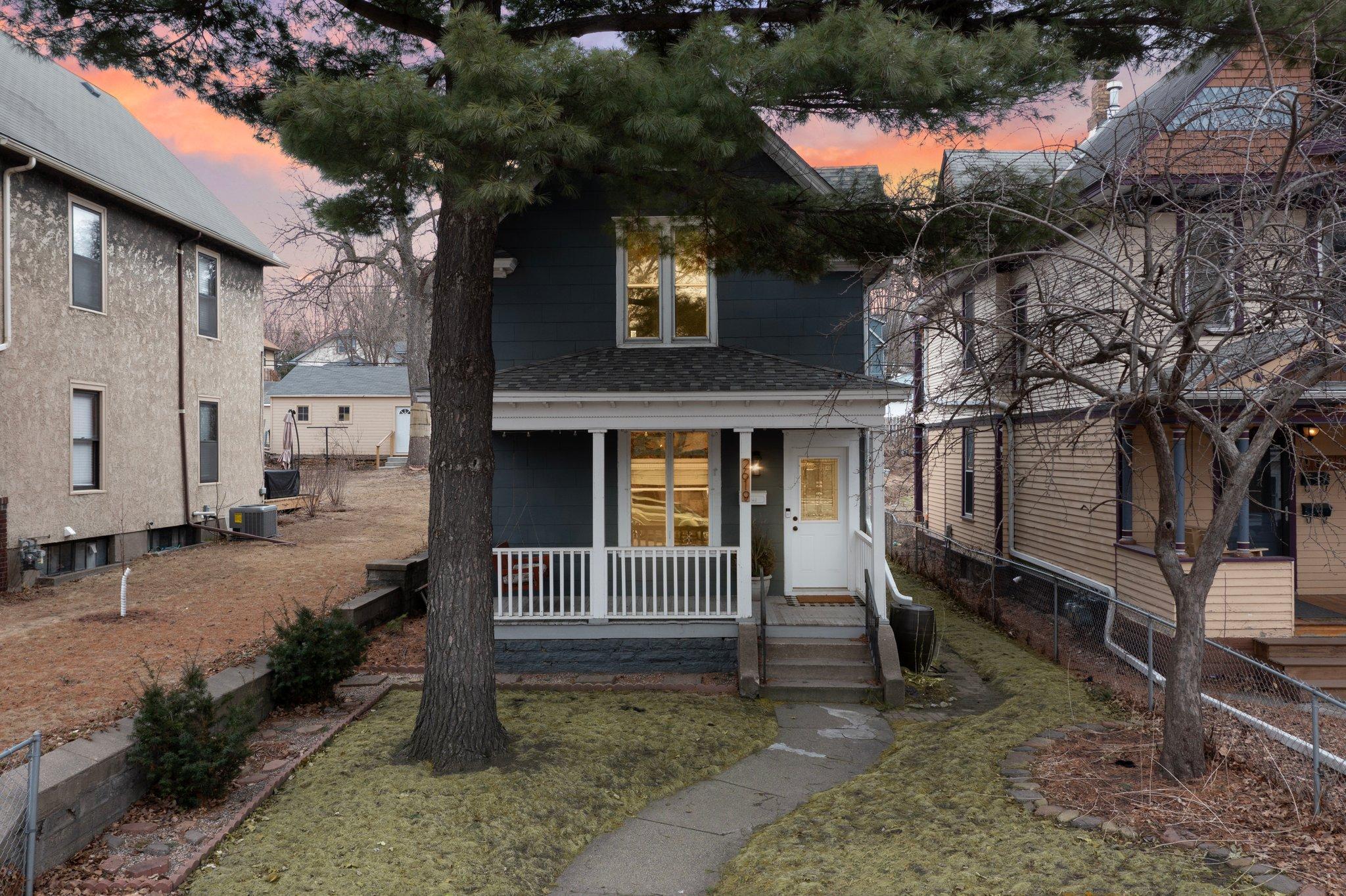 2619 Taylor Street NE