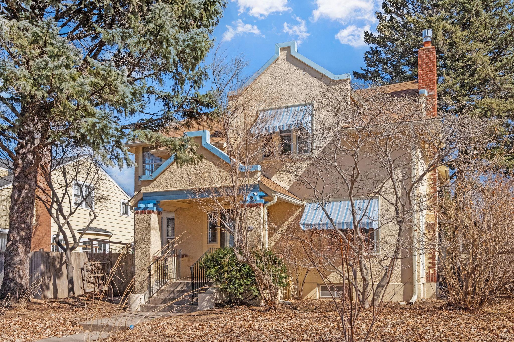 1168 Lexington Parkway N