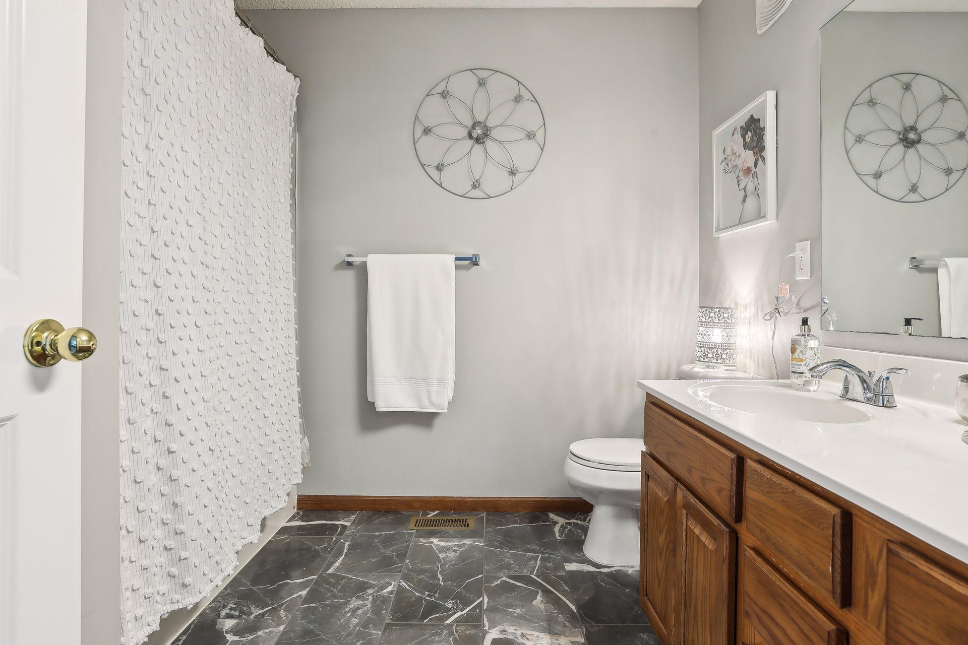 5127 Scott Path