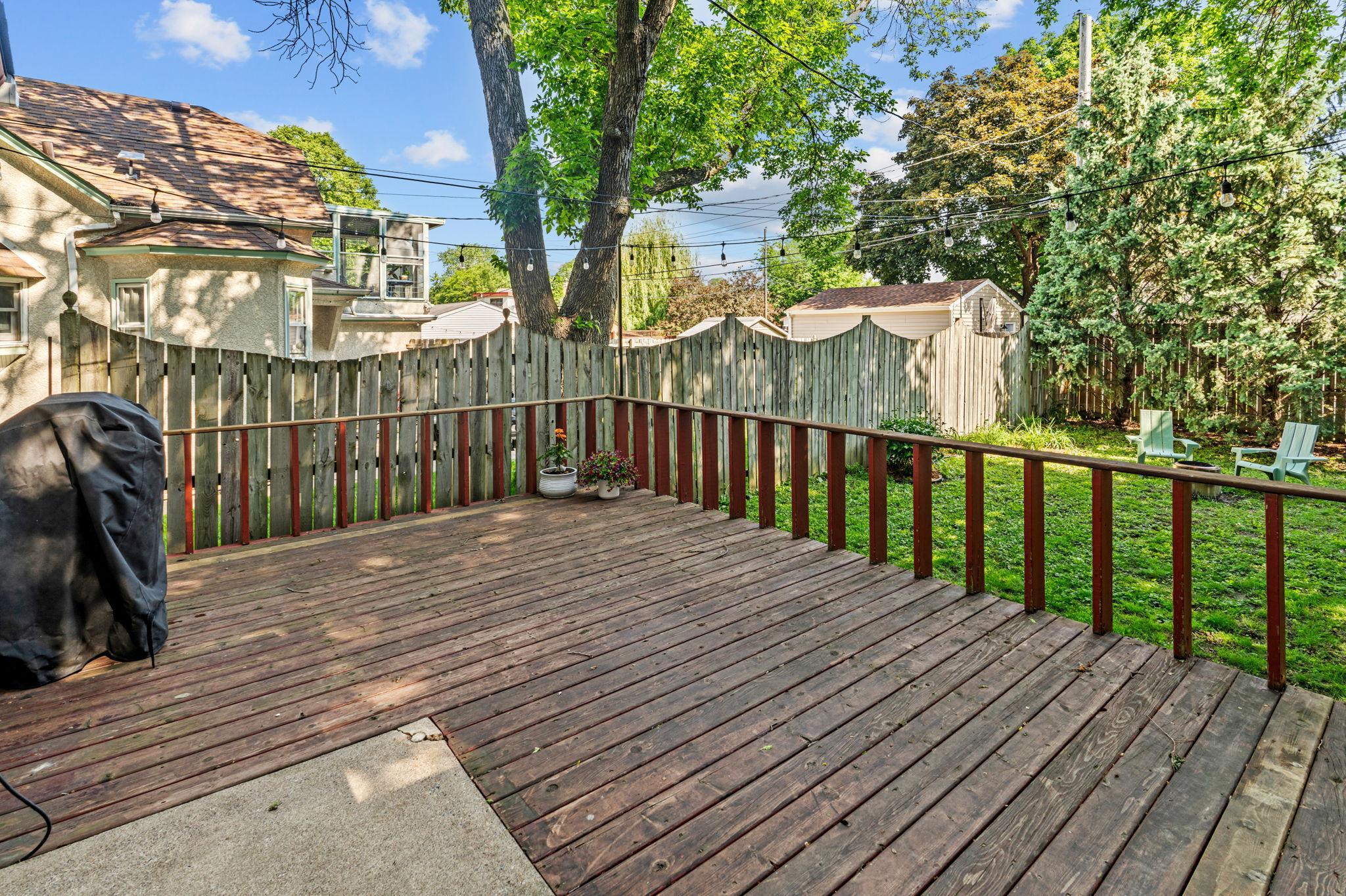 2121 Saint Anthony Parkway