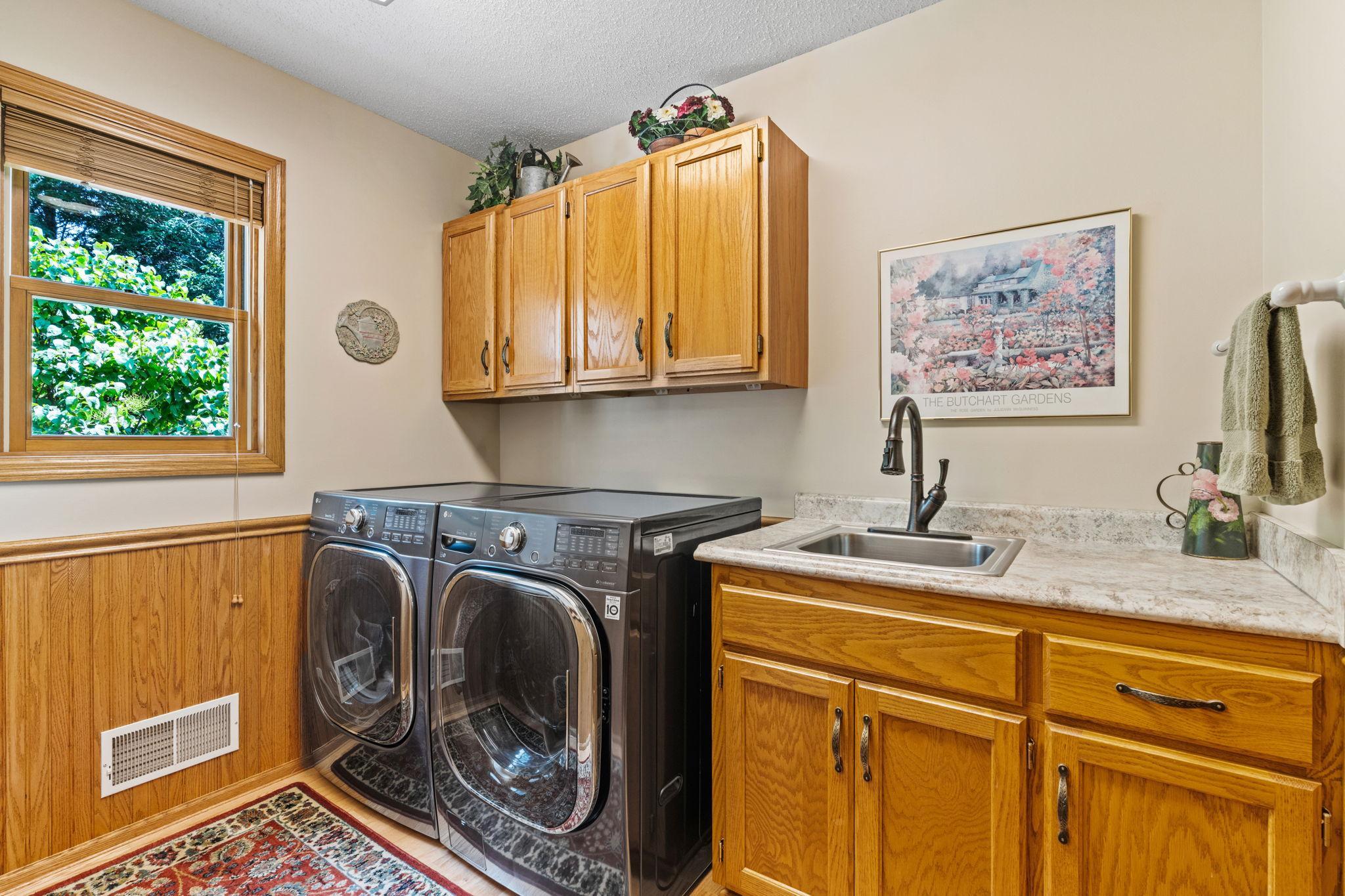3649 Mount Vernon Lane