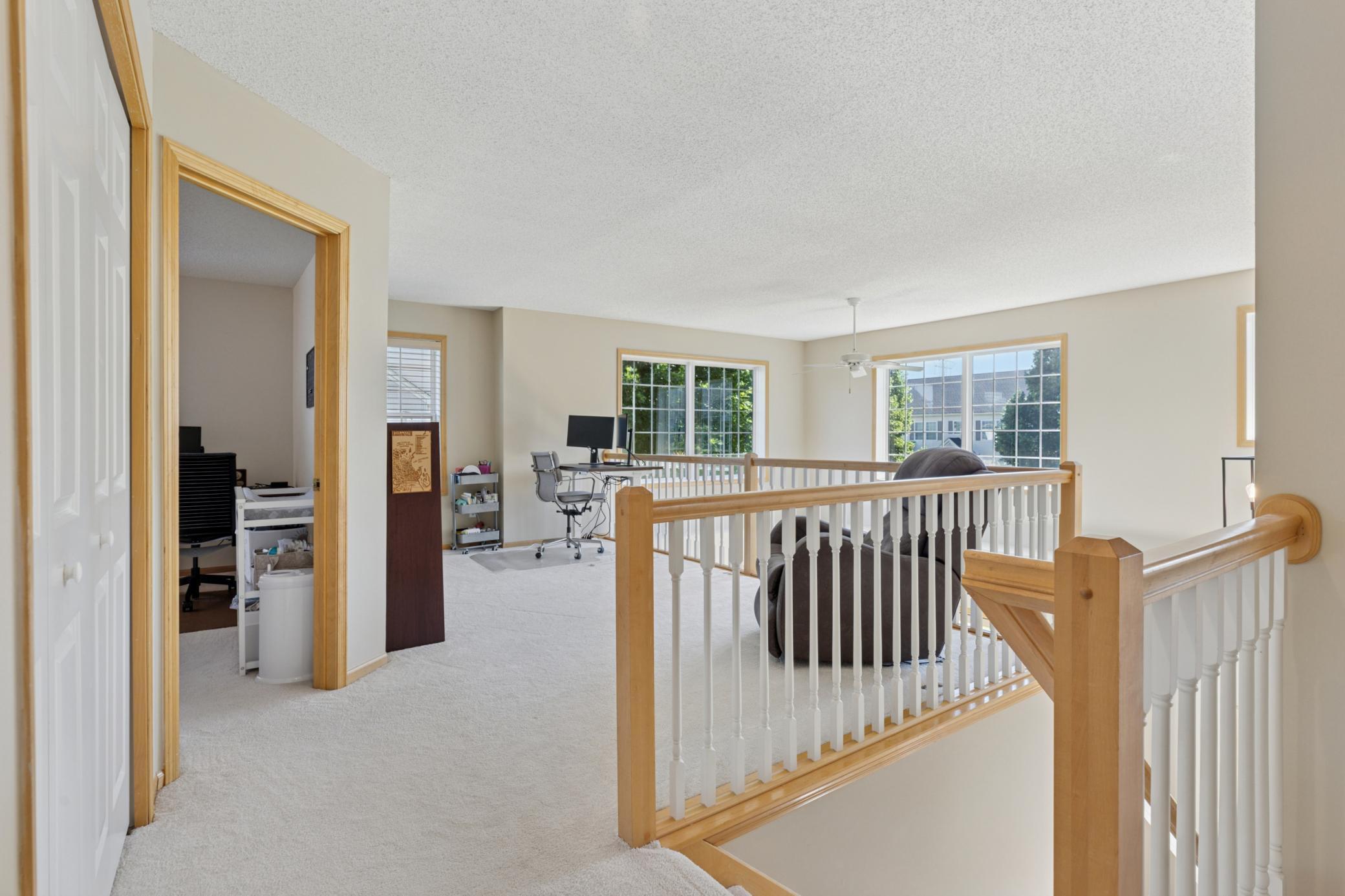 13915 52nd Avenue N Unit: 1204