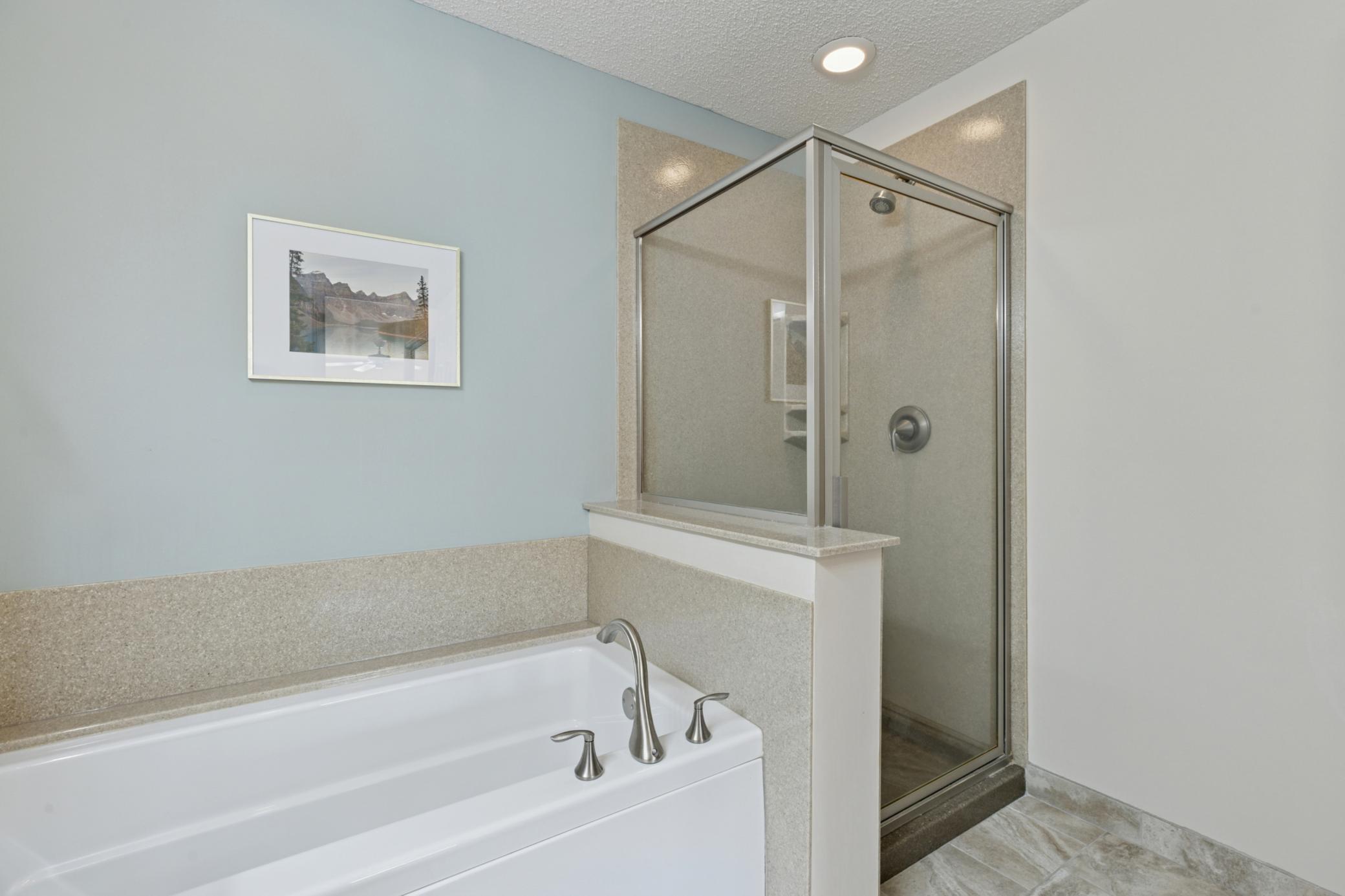 13915 52nd Avenue N Unit: 1204