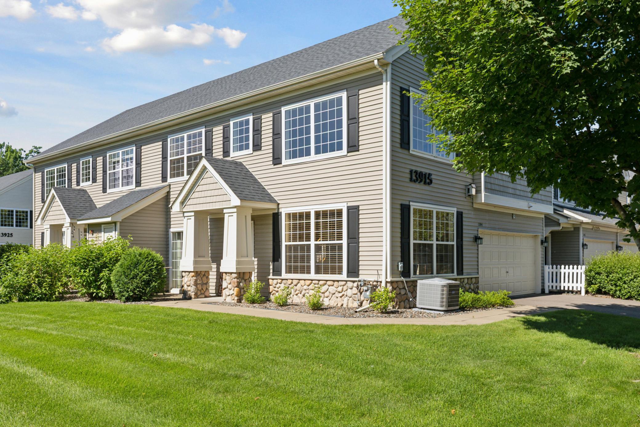 13915 52nd Avenue N Unit: 1204