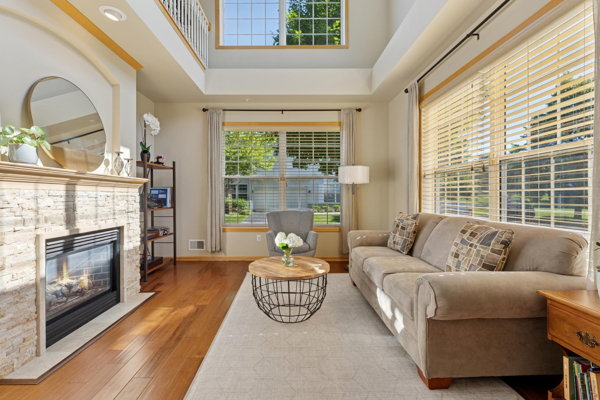 13915 52nd Avenue N Unit: 1204