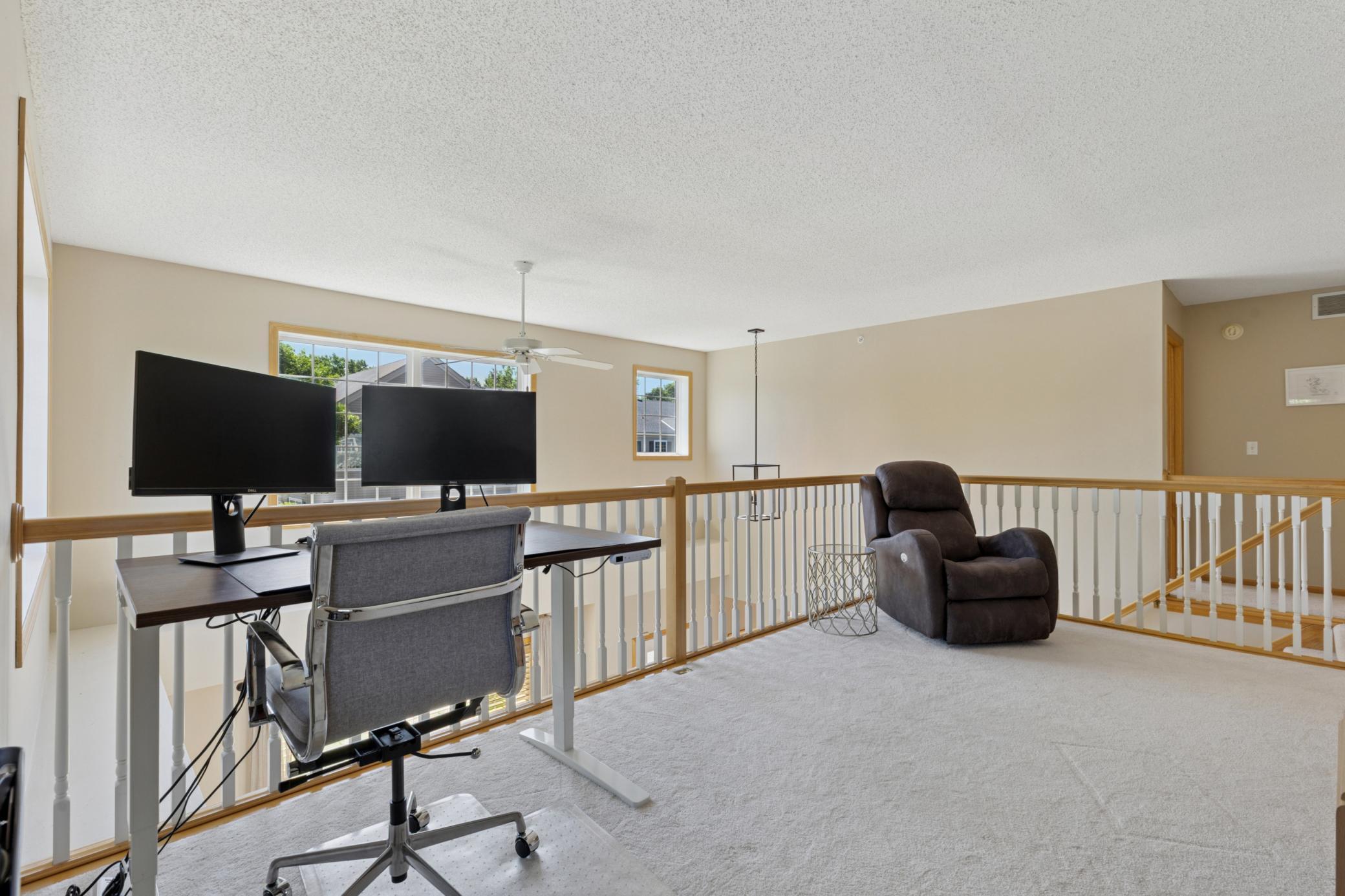 13915 52nd Avenue N Unit: 1204