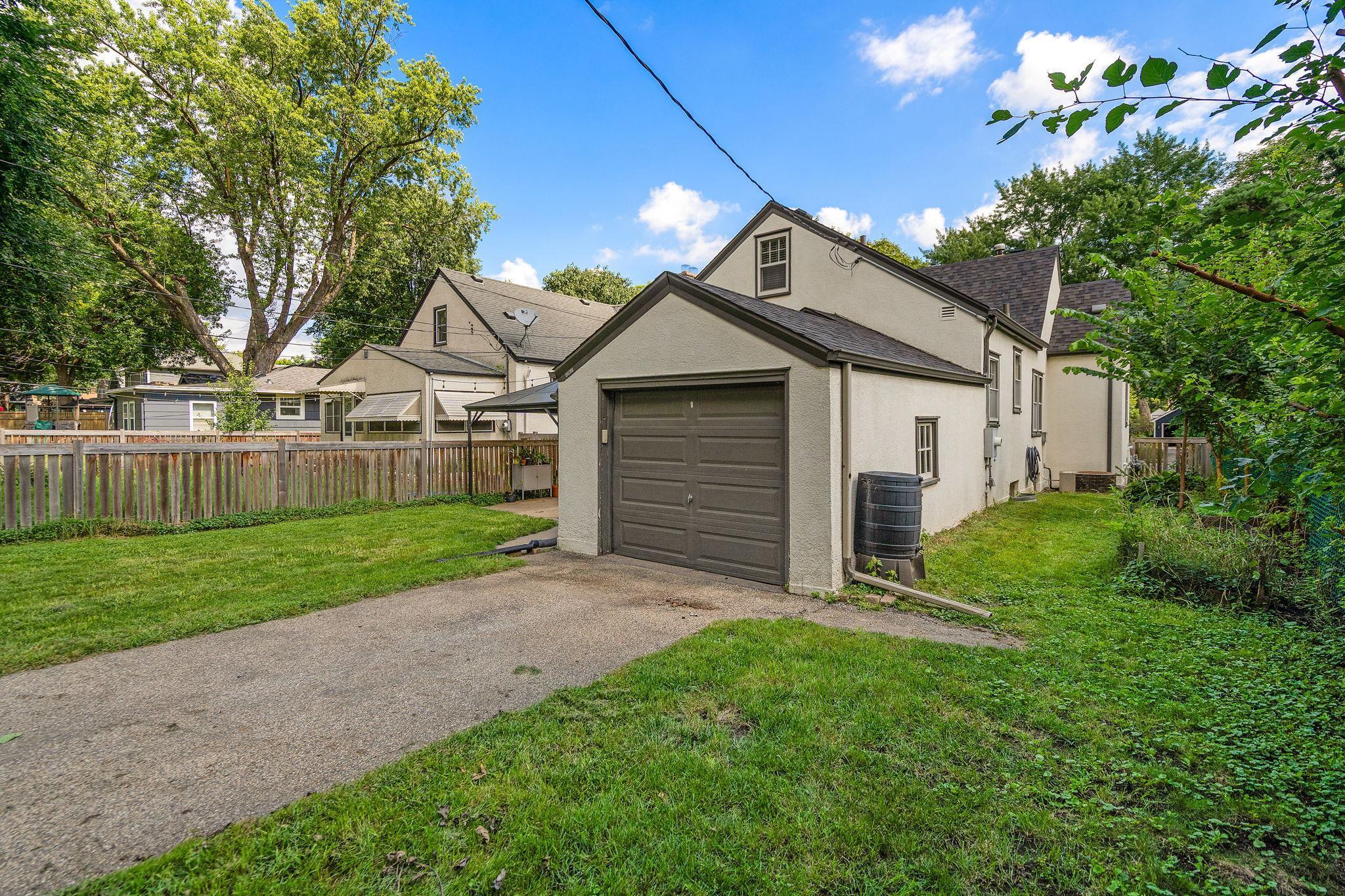 5538 Pleasant Avenue