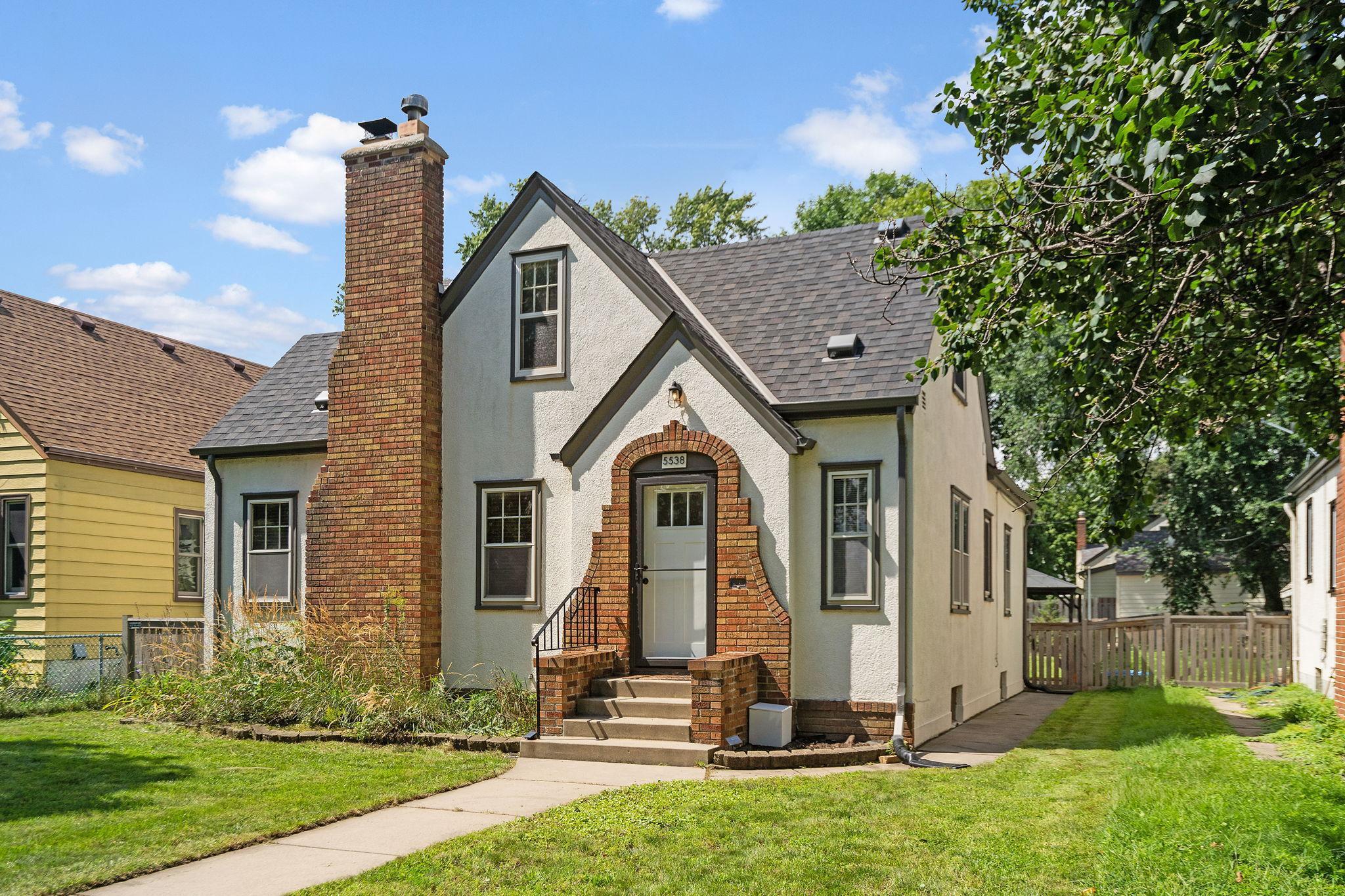 5538 Pleasant Avenue