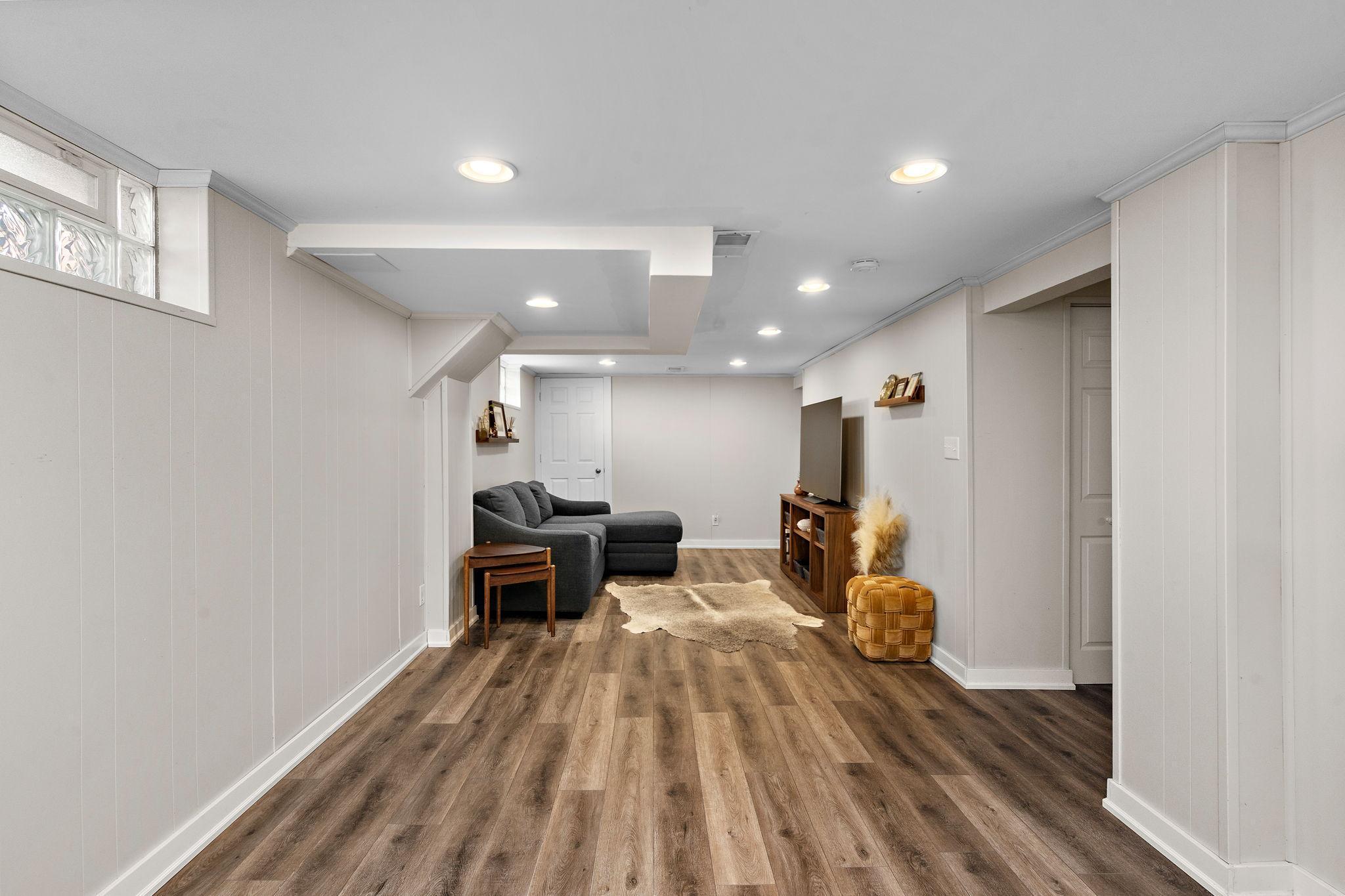 5538 Pleasant Avenue