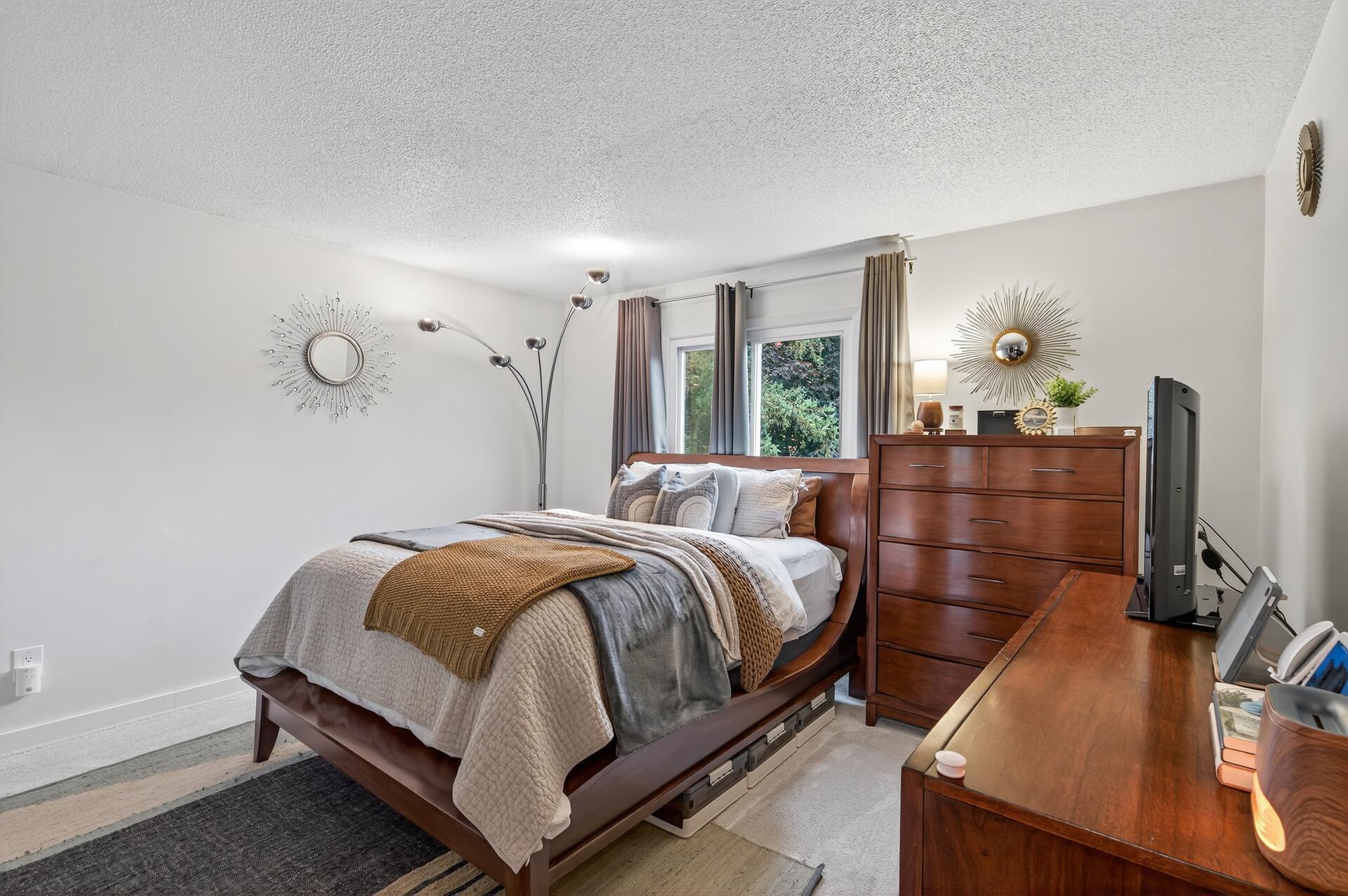 8324 Morgan Avenue N