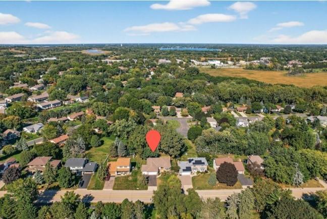 4454 Victoria Street N