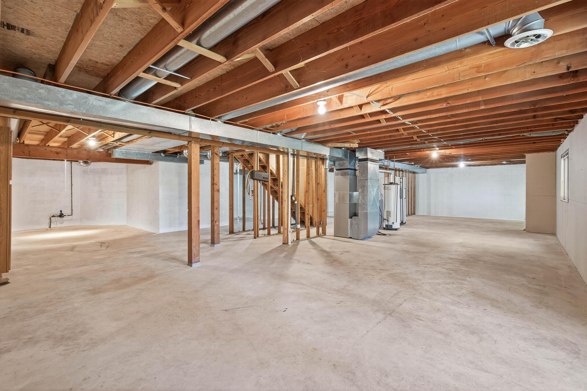 4454 Victoria Street N