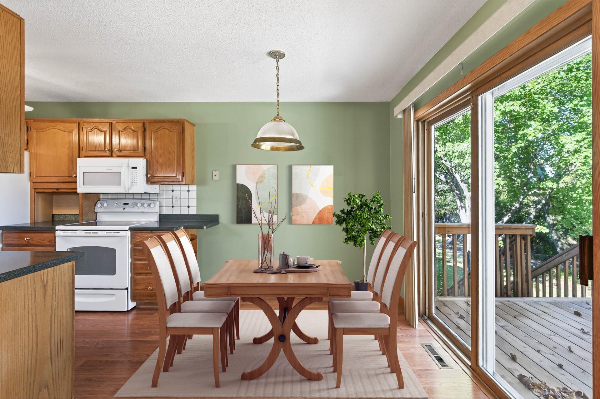 4454 Victoria Street N