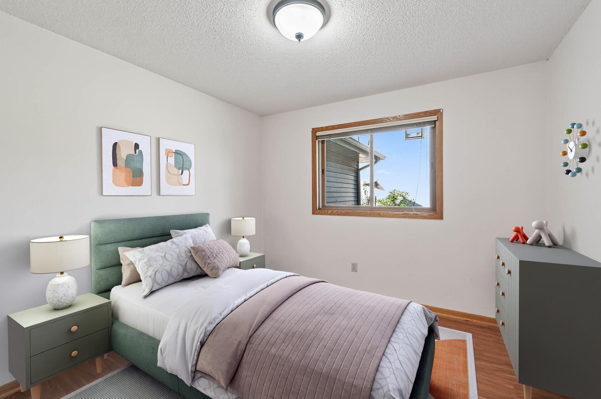 4454 Victoria Street N