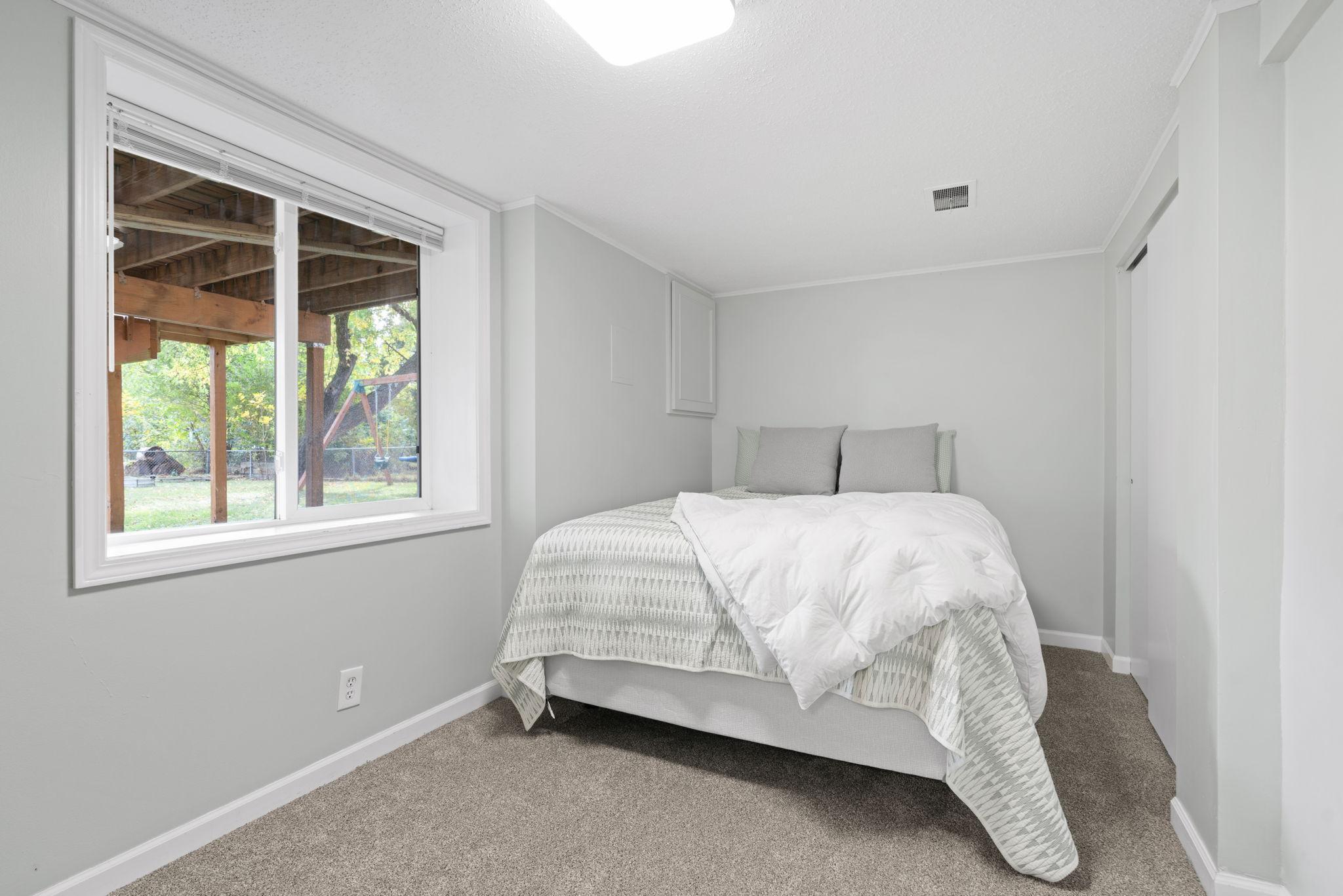 4848 Jersey Avenue N