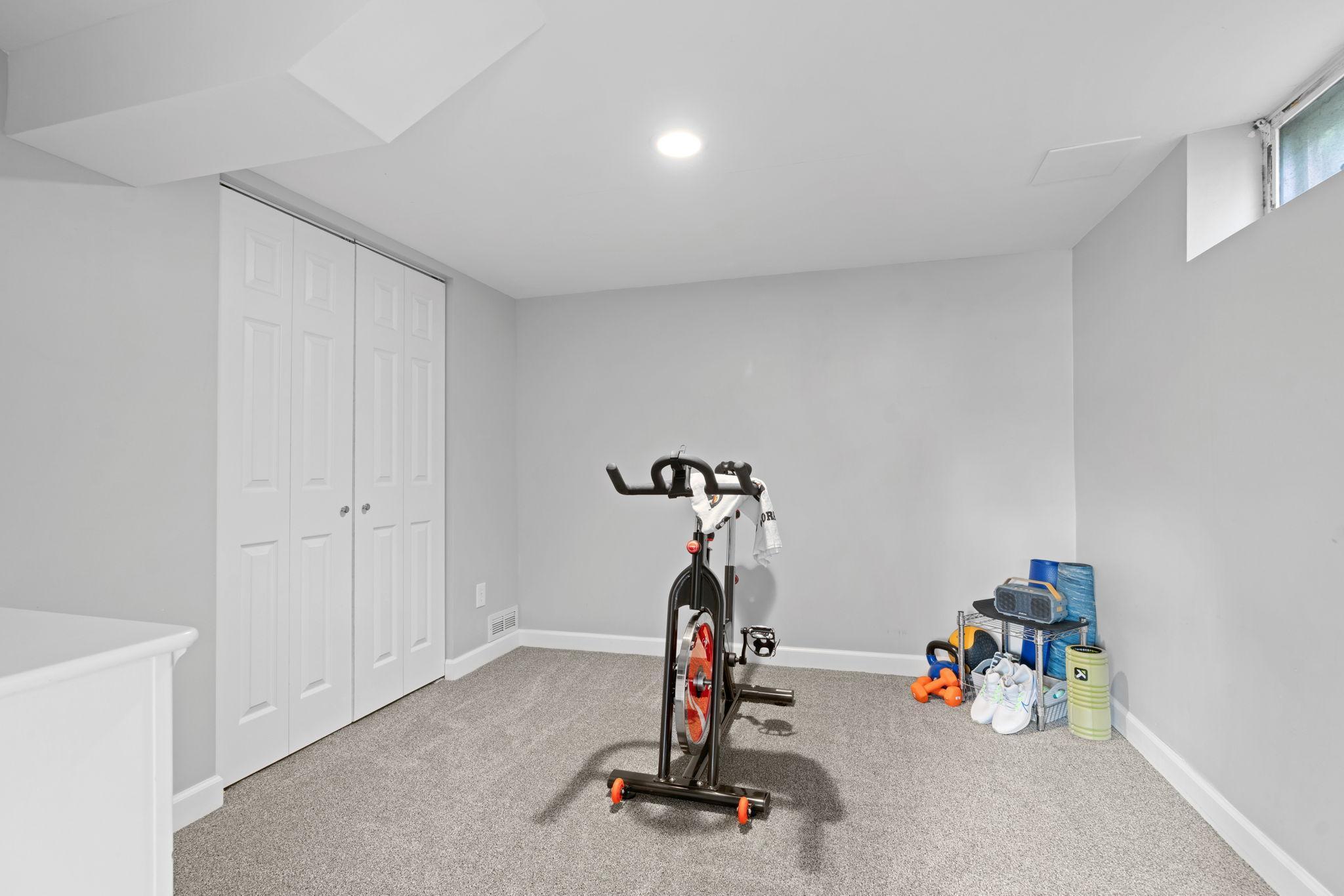 4848 Jersey Avenue N