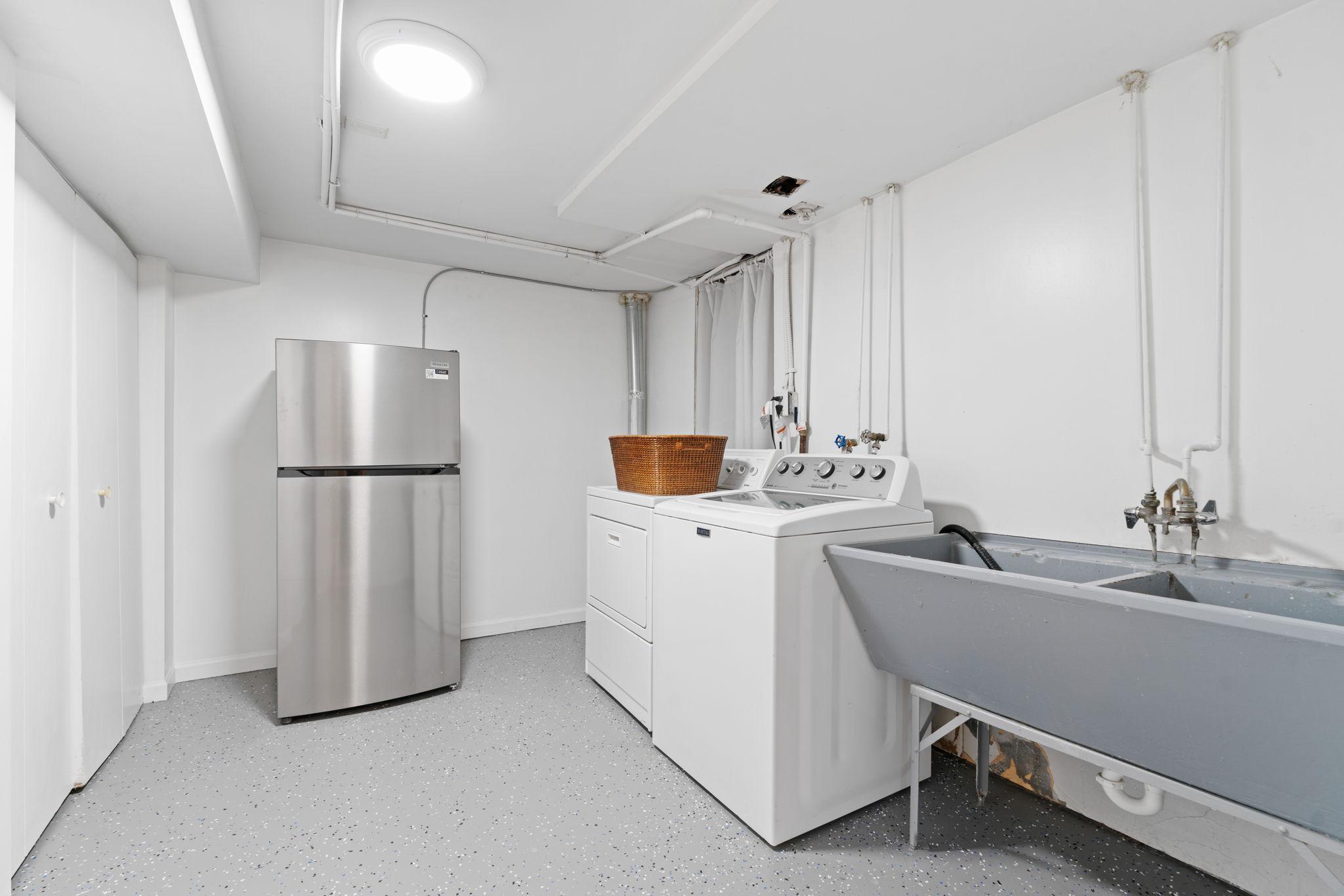 4848 Jersey Avenue N